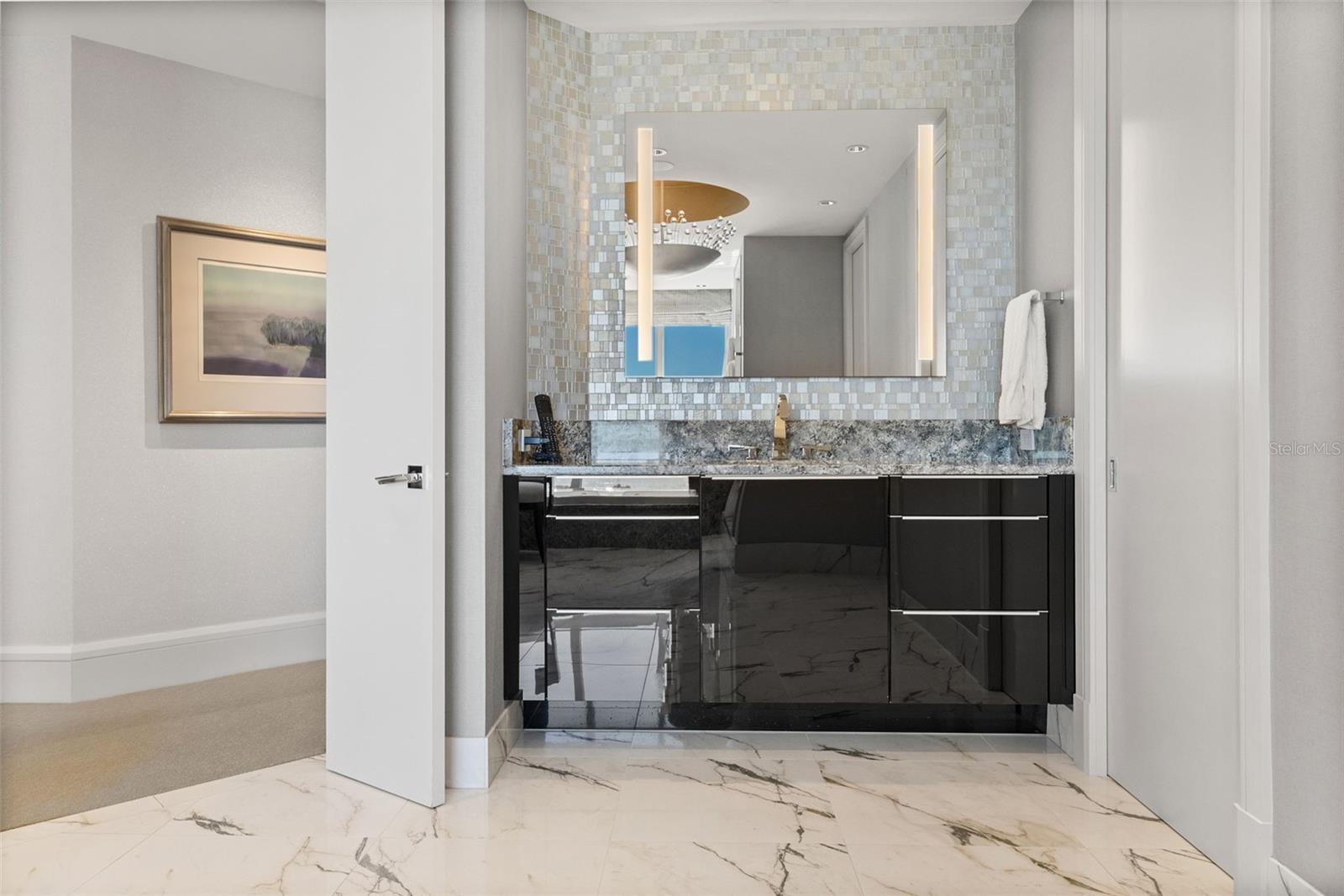 THE SAVOY ON PALM - Residential