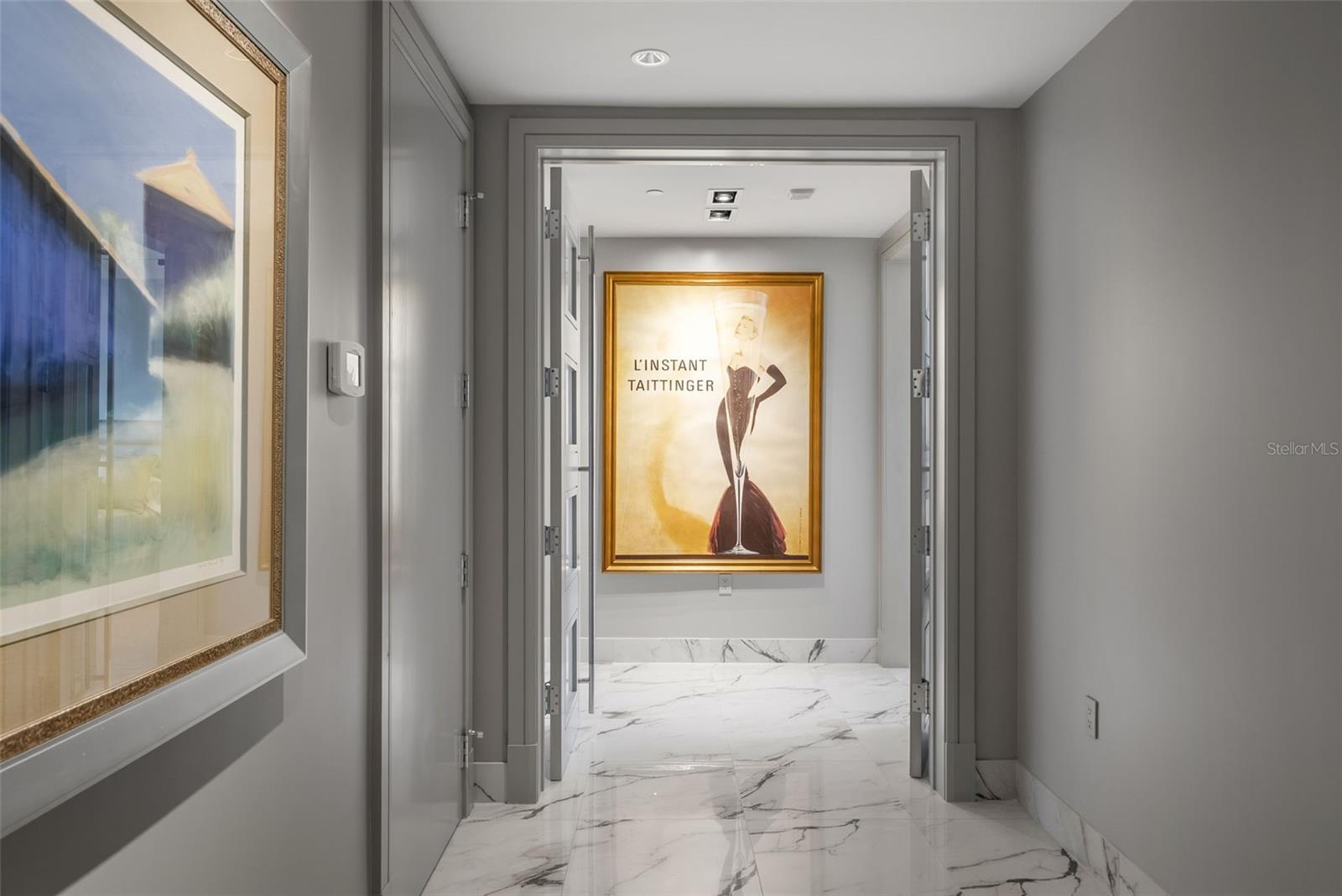 THE SAVOY ON PALM - Residential