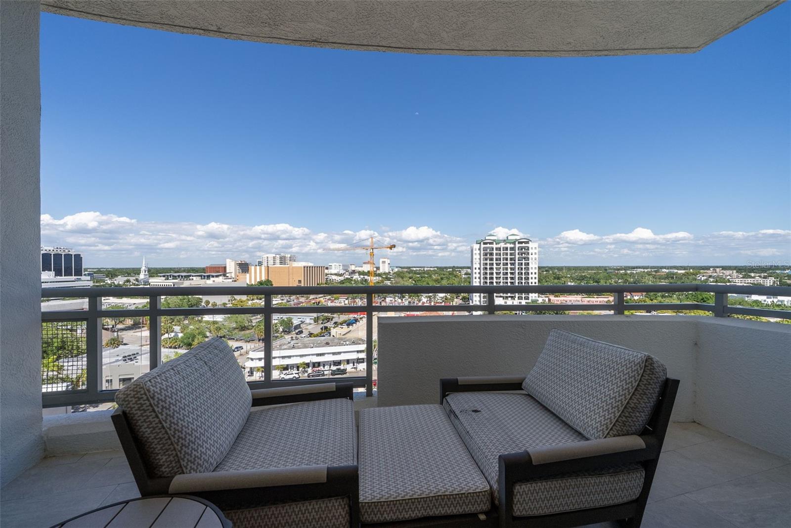 THE SAVOY ON PALM - Residential