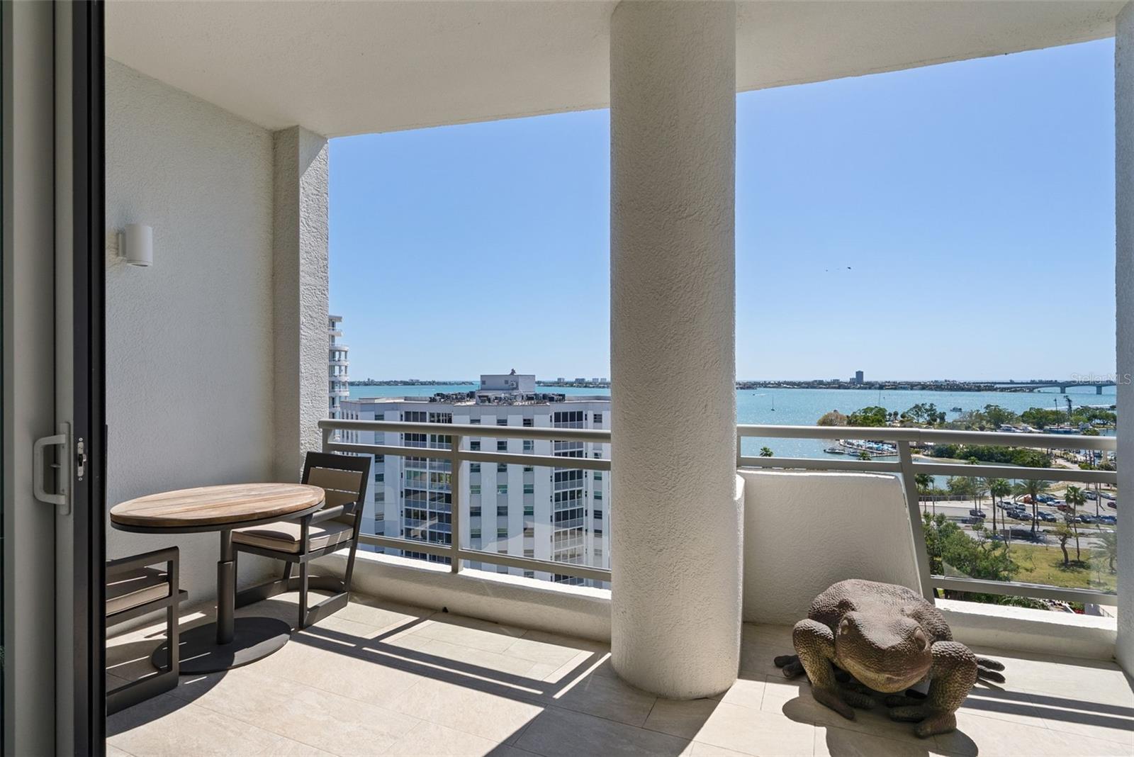 THE SAVOY ON PALM - Residential