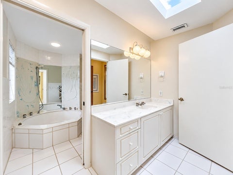 Tiny photo for 13493 SE 157th Lane, Weirsdale, FL 32195 (MLS # O6441049)