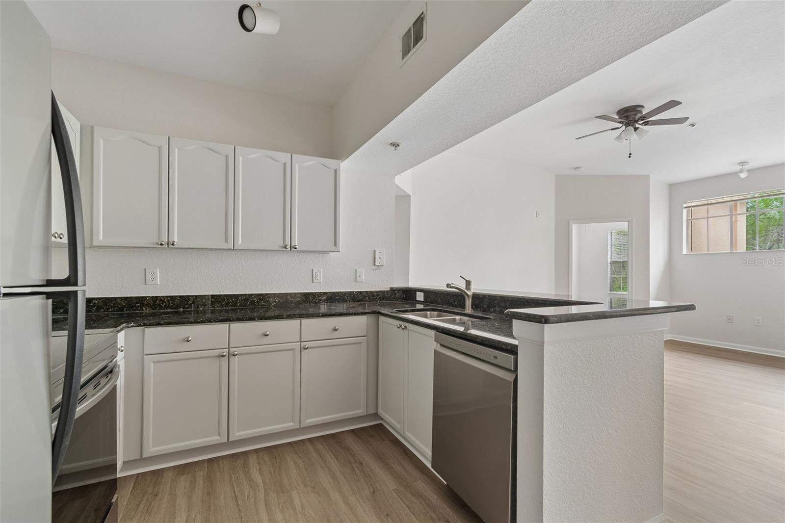 OXFORD PLACE AT TAMPA PALMS A - Residential Lease