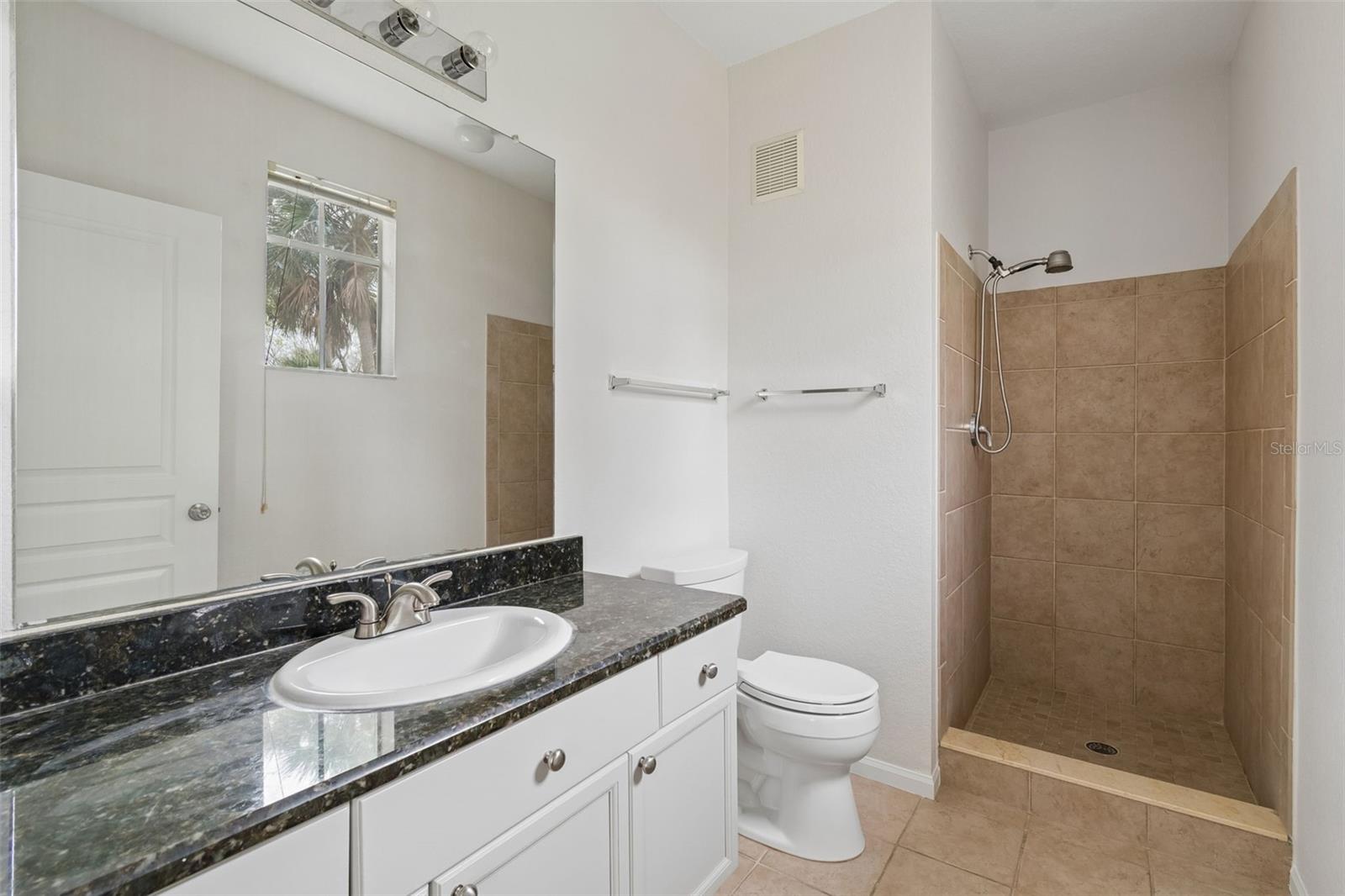 OXFORD PLACE AT TAMPA PALMS A - Residential Lease