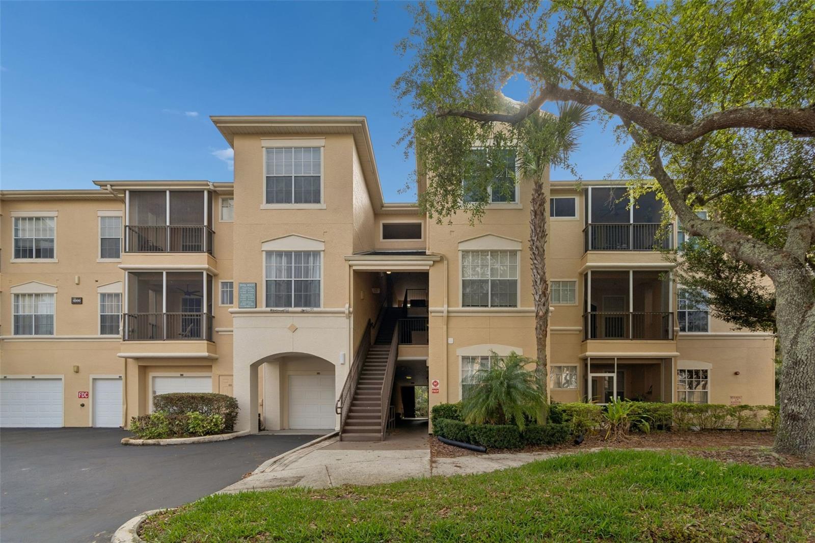 OXFORD PLACE AT TAMPA PALMS A - Residential Lease