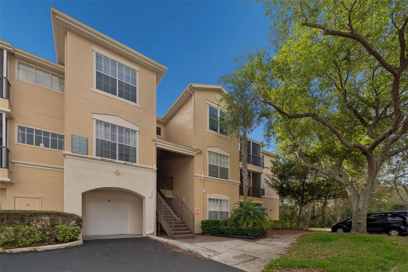 OXFORD PLACE AT TAMPA PALMS A - Residential Lease