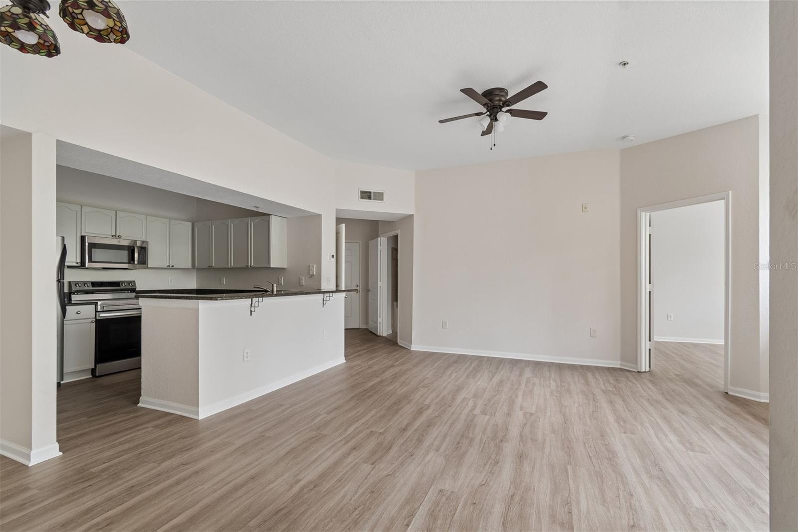 OXFORD PLACE AT TAMPA PALMS A - Residential Lease