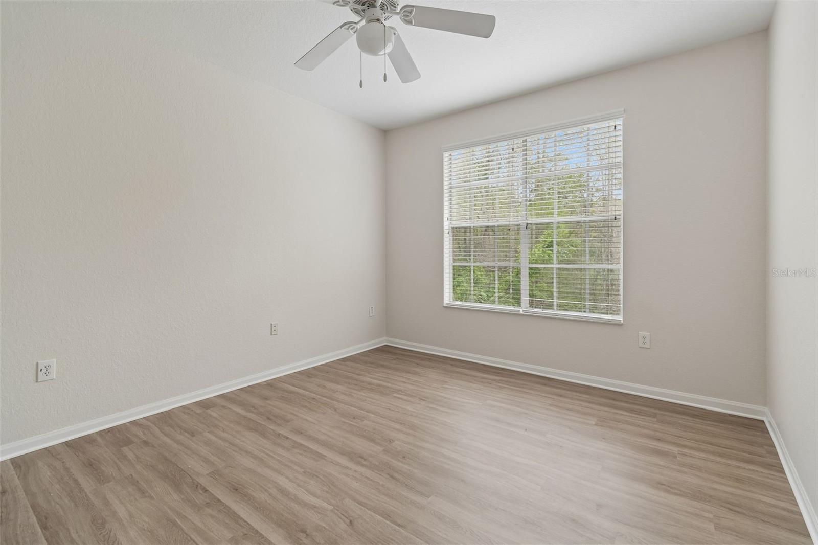 OXFORD PLACE AT TAMPA PALMS A - Residential Lease