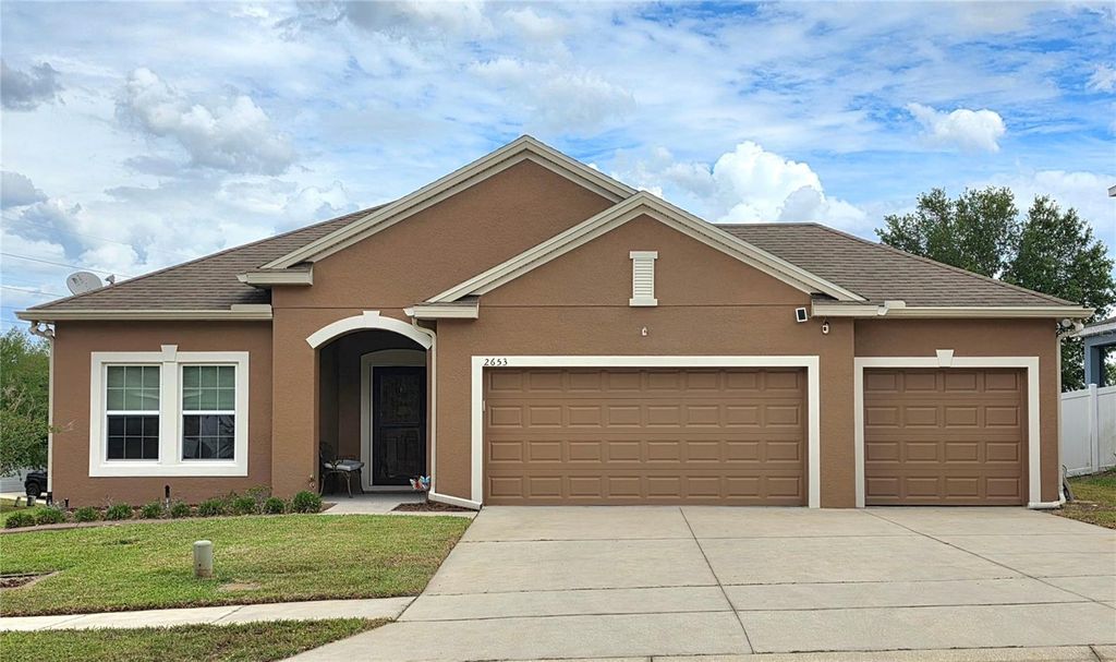 Photo of 2653 Limerick Circle, Grand Island, FL 32735 (MLS # G5111374)