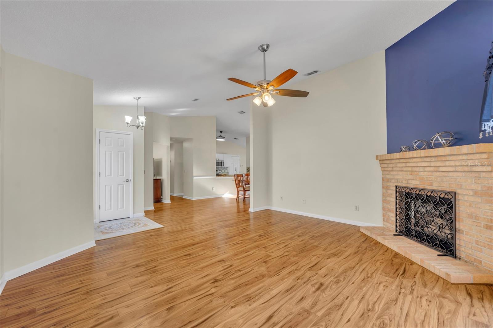 GREENBRIAR SUB PH 1 - Residential