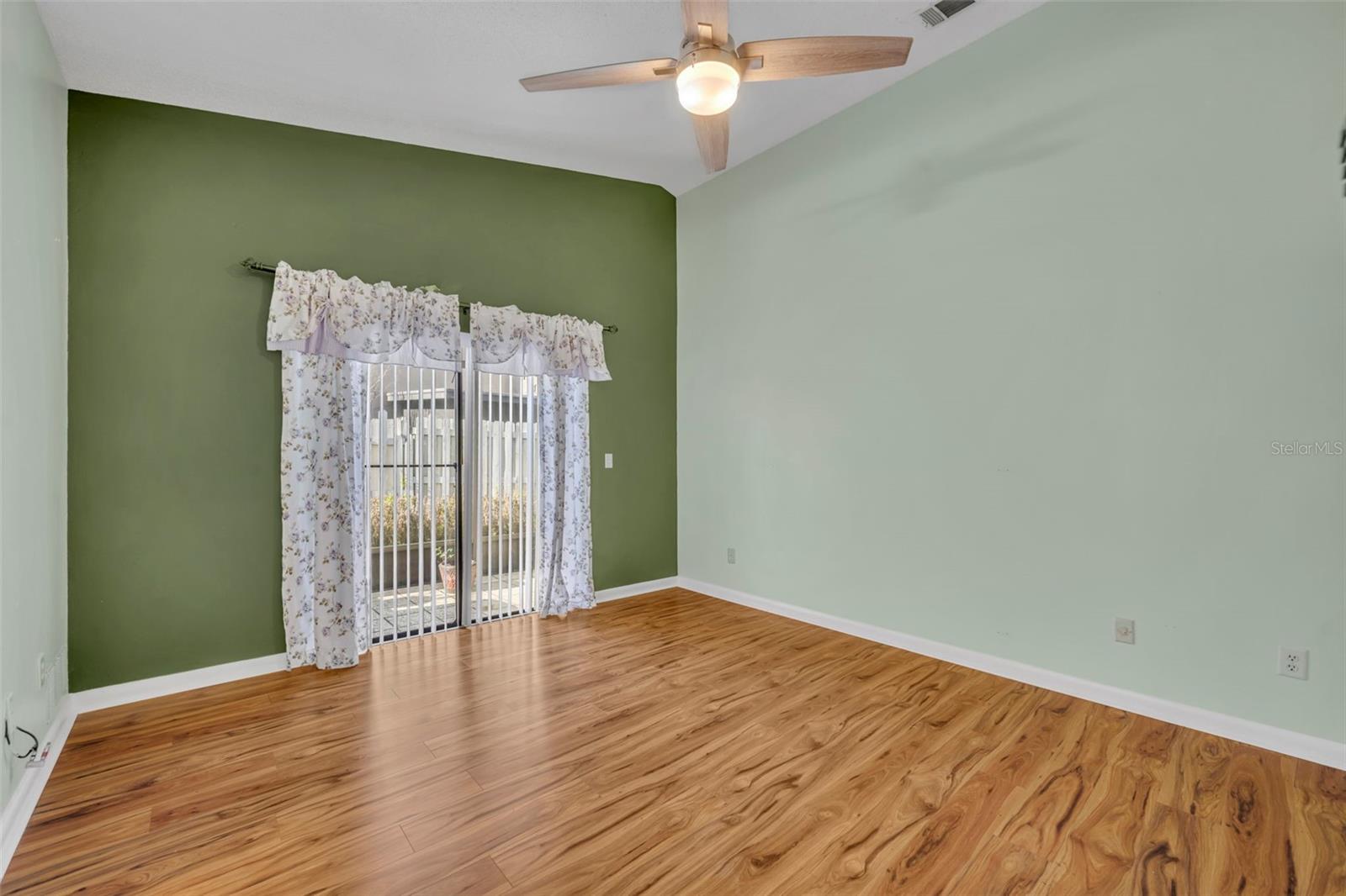 GREENBRIAR SUB PH 1 - Residential