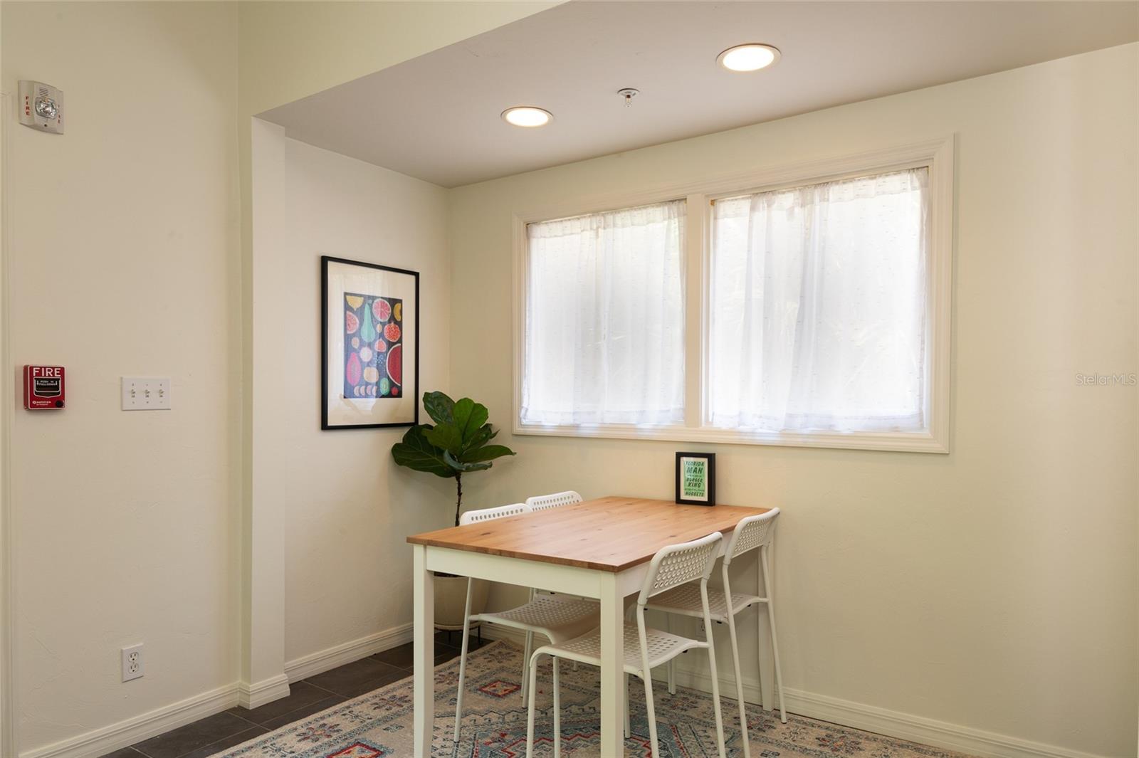 DOIG ROBERTSON - Commercial Lease