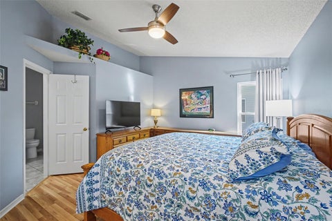 Tiny photo for 25049 Navel Avenue, Leesburg, FL 34748 (MLS # G5112859)
