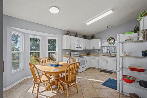 Tiny photo for 25049 Navel Avenue, Leesburg, FL 34748 (MLS # G5112859)