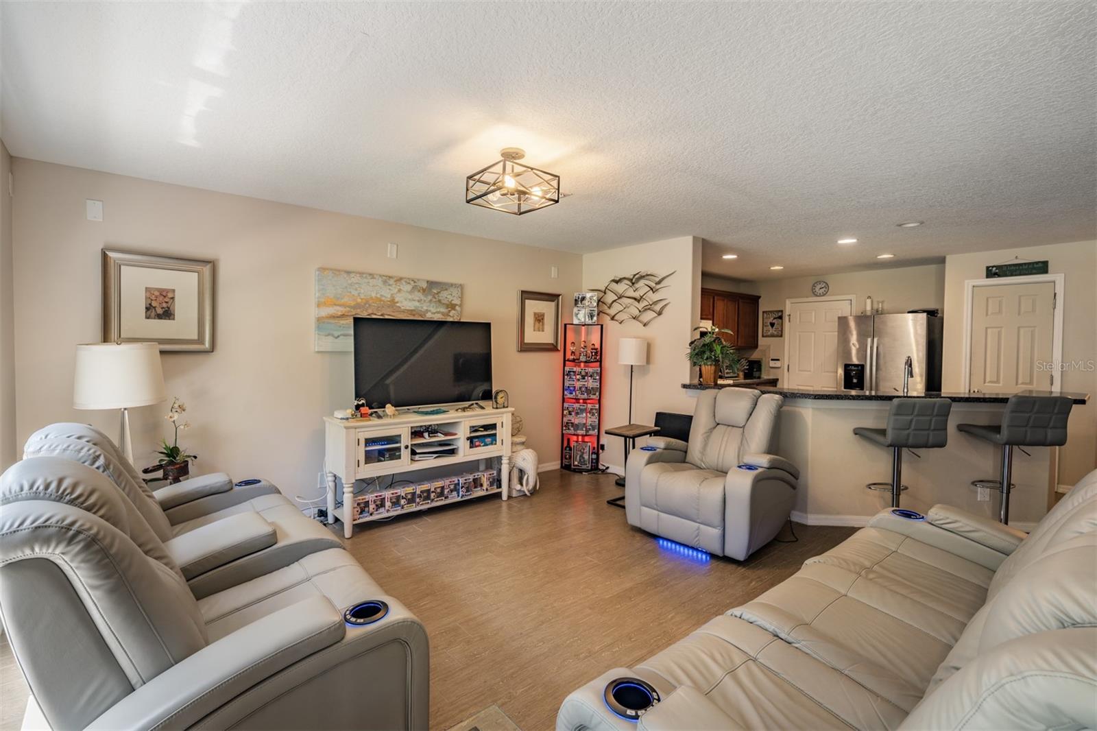 WEDGEWOOD TWNHMS - Residential