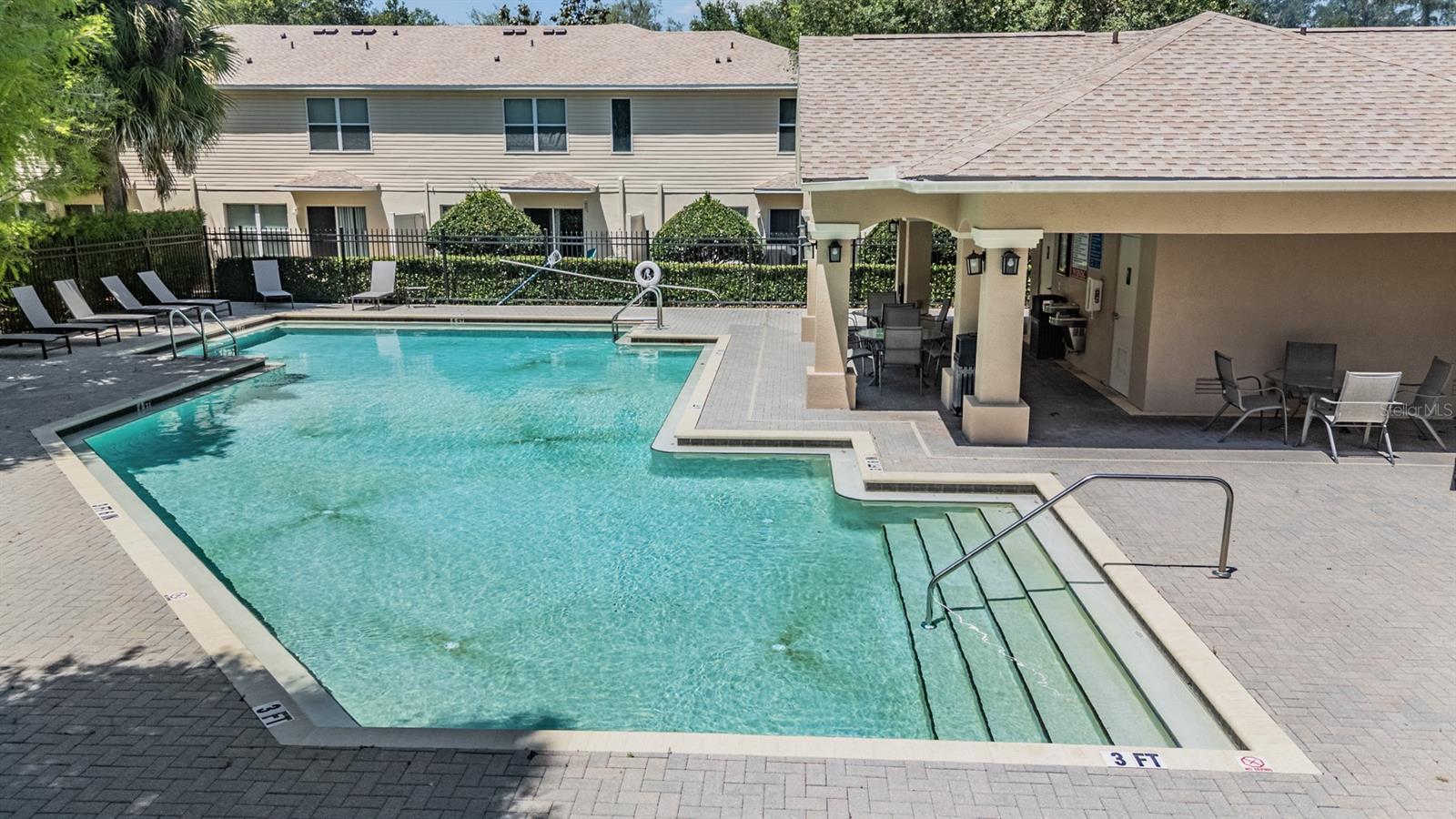 WEDGEWOOD TWNHMS - Residential