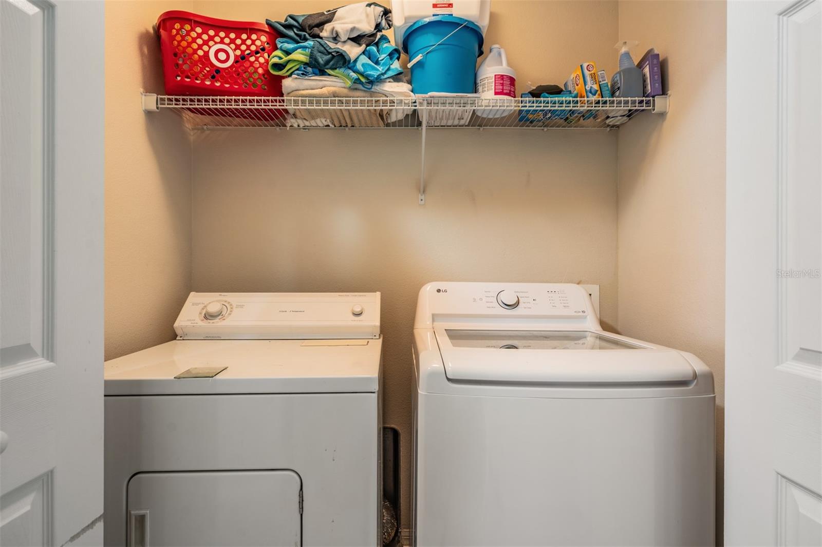 WEDGEWOOD TWNHMS - Residential