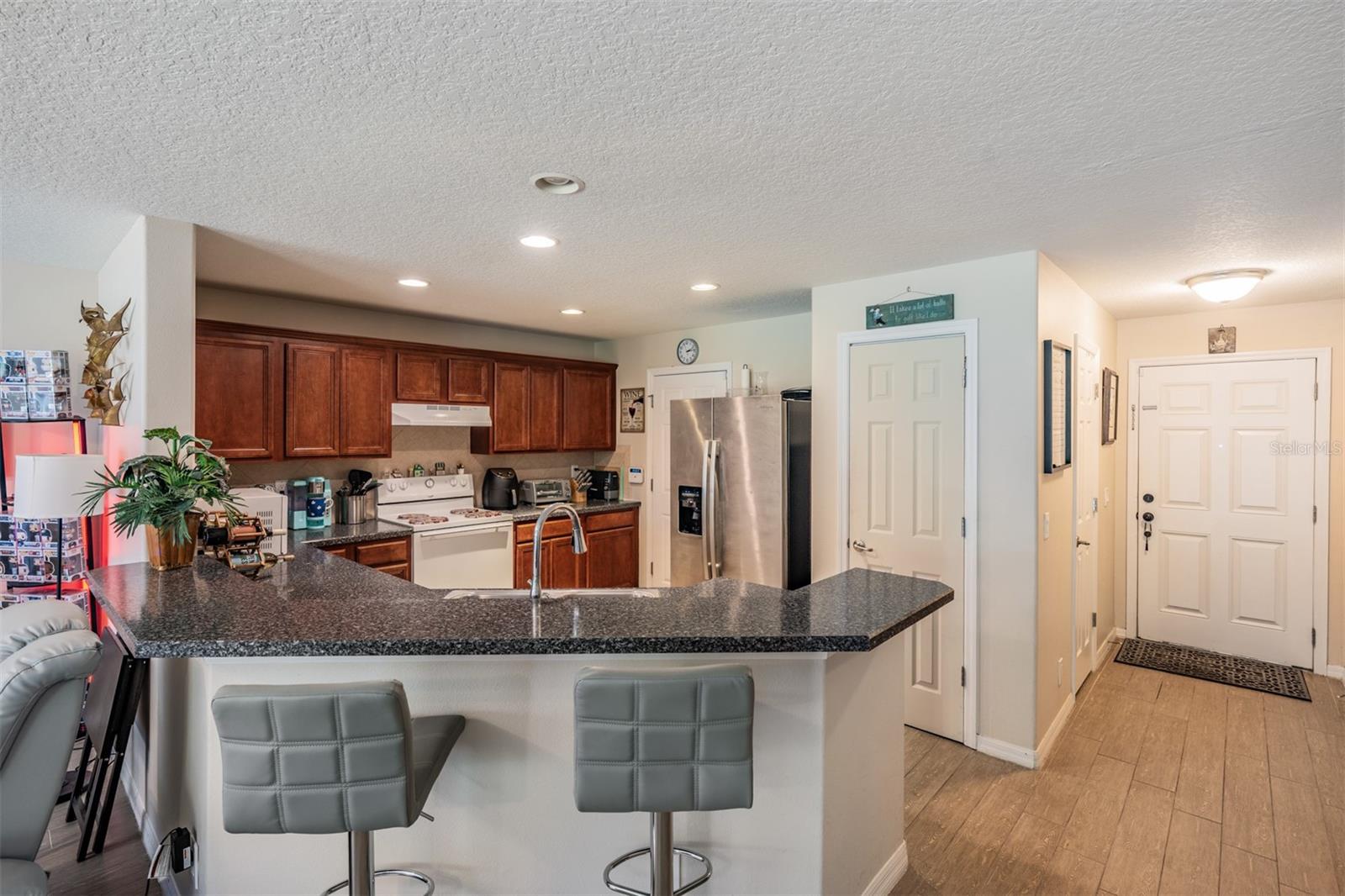 WEDGEWOOD TWNHMS - Residential