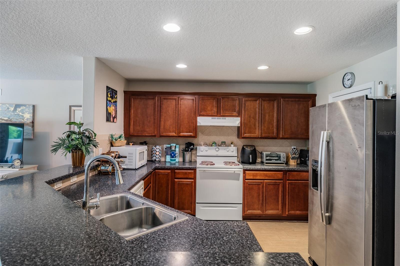 WEDGEWOOD TWNHMS - Residential