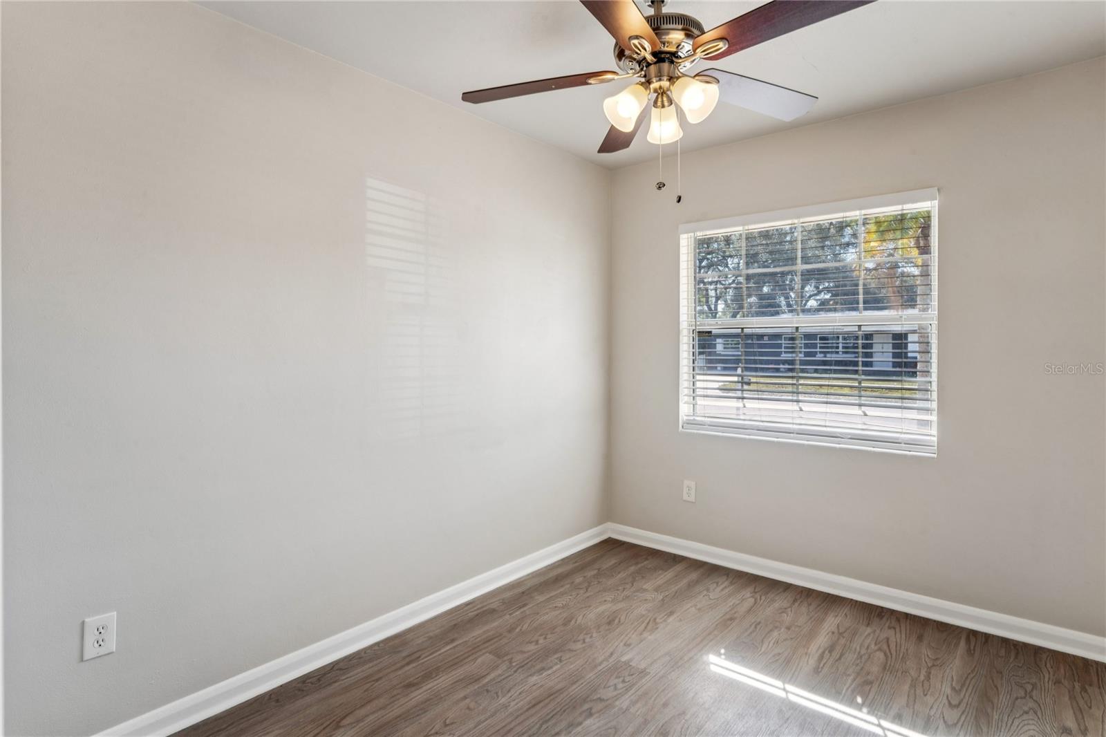 HIGHLAND TERRACE MANOR - Residential