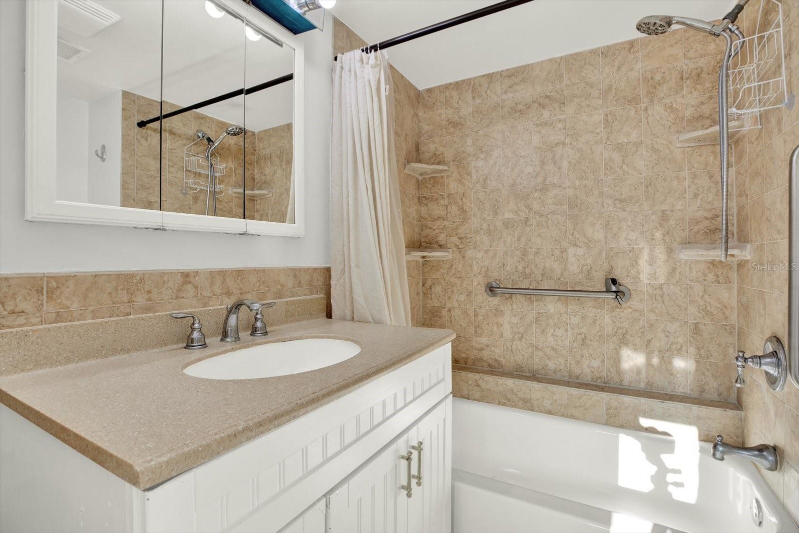 PASADENA GARDENS GULFVIEW SEC - Residential Lease