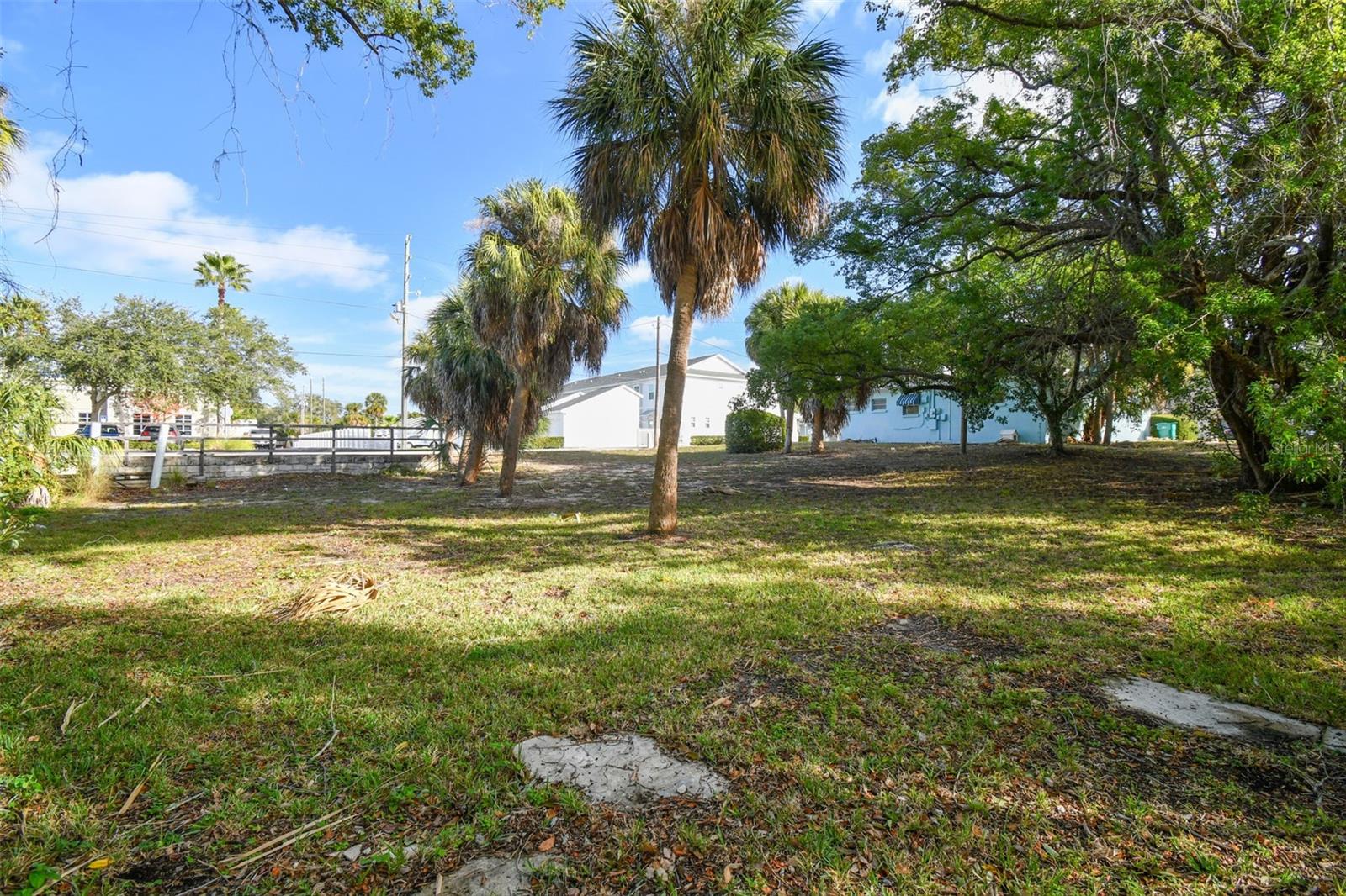 LITTLE GREECE - Commercial Sale