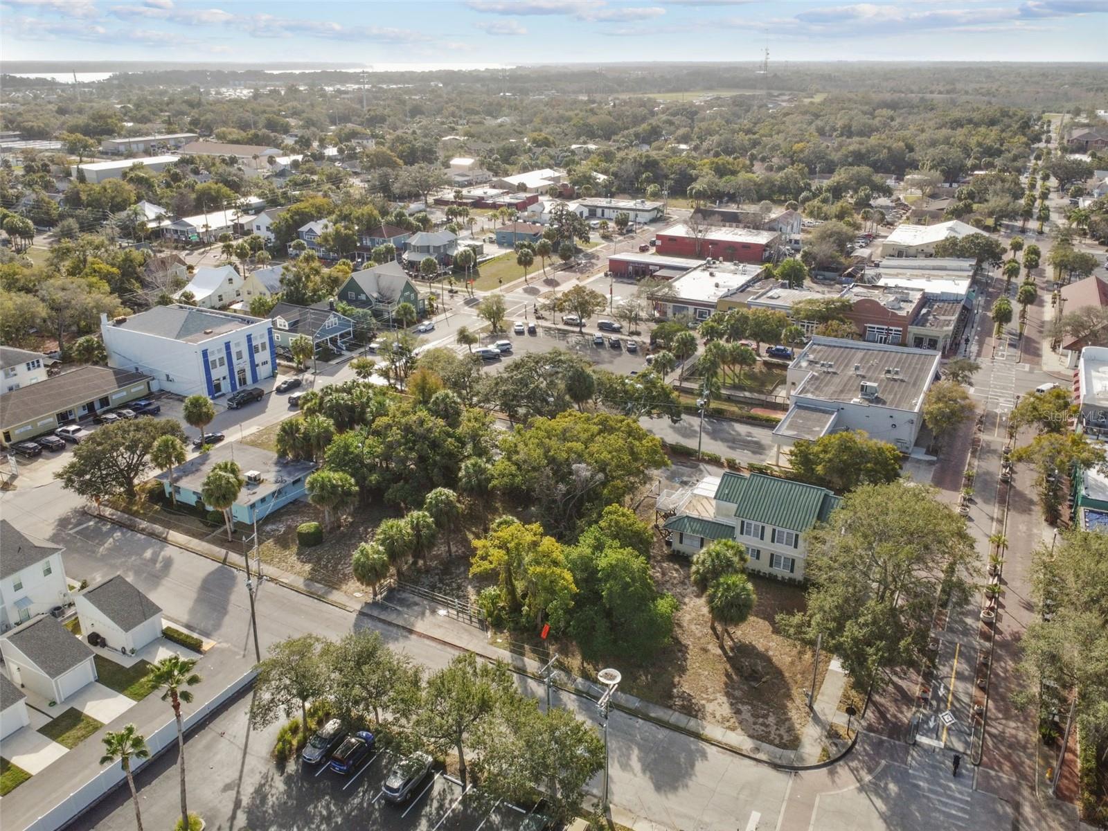 LITTLE GREECE - Commercial Sale