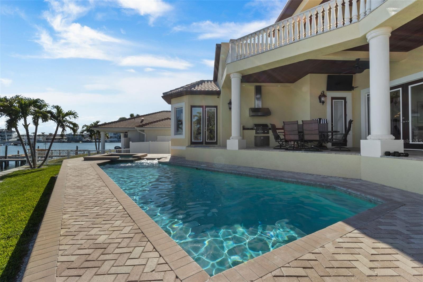 SOUTH CSWY ISLE YACHT CLUB ADD - Residential