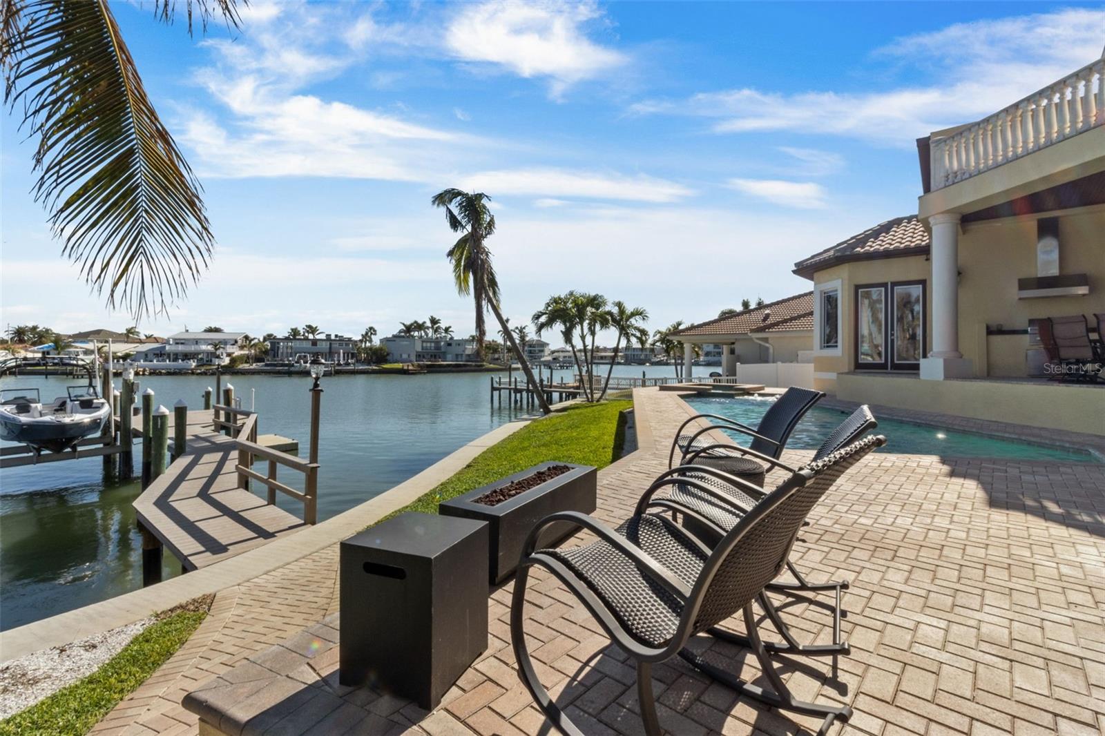 SOUTH CSWY ISLE YACHT CLUB ADD - Residential