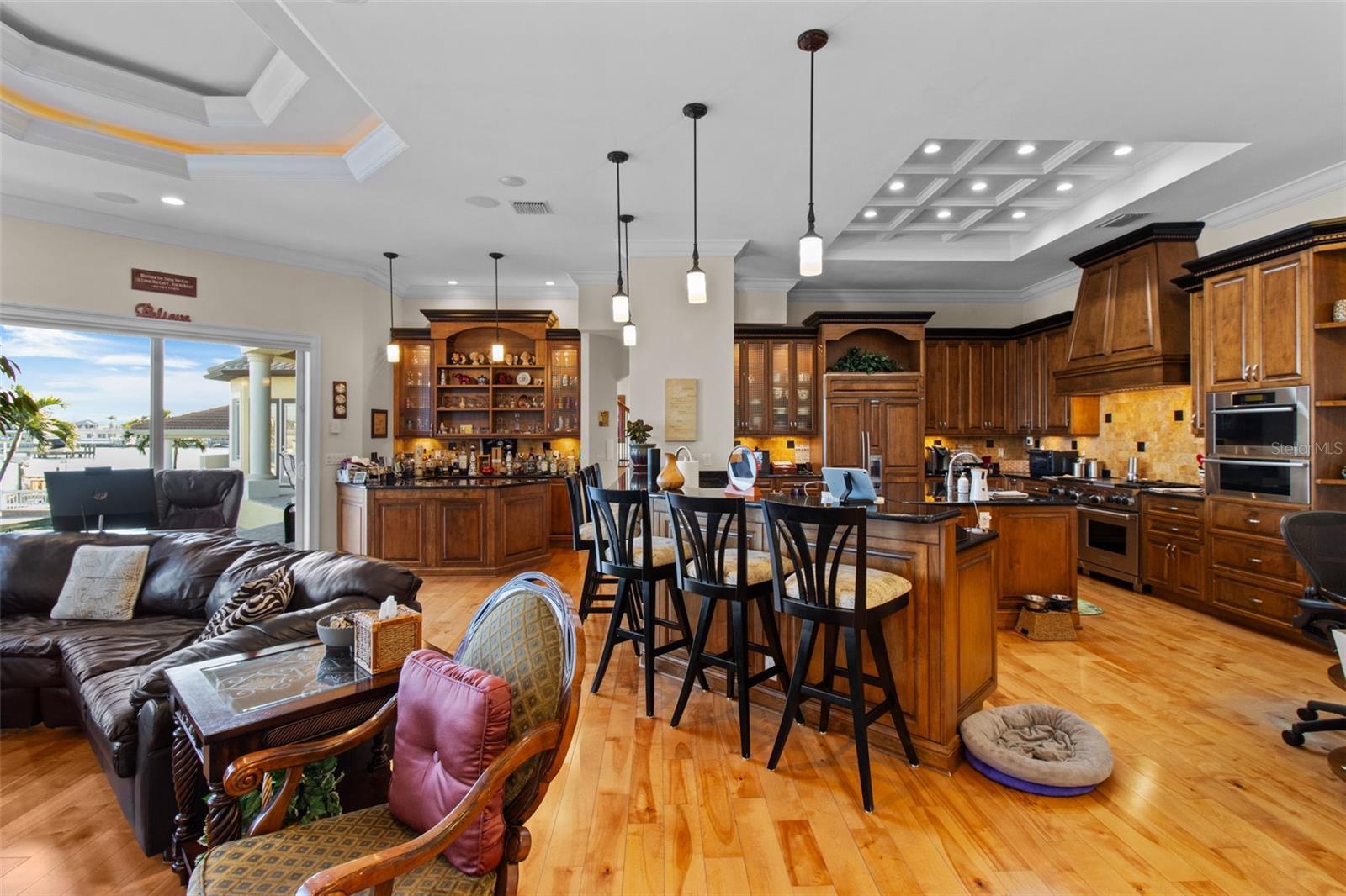 SOUTH CSWY ISLE YACHT CLUB ADD - Residential