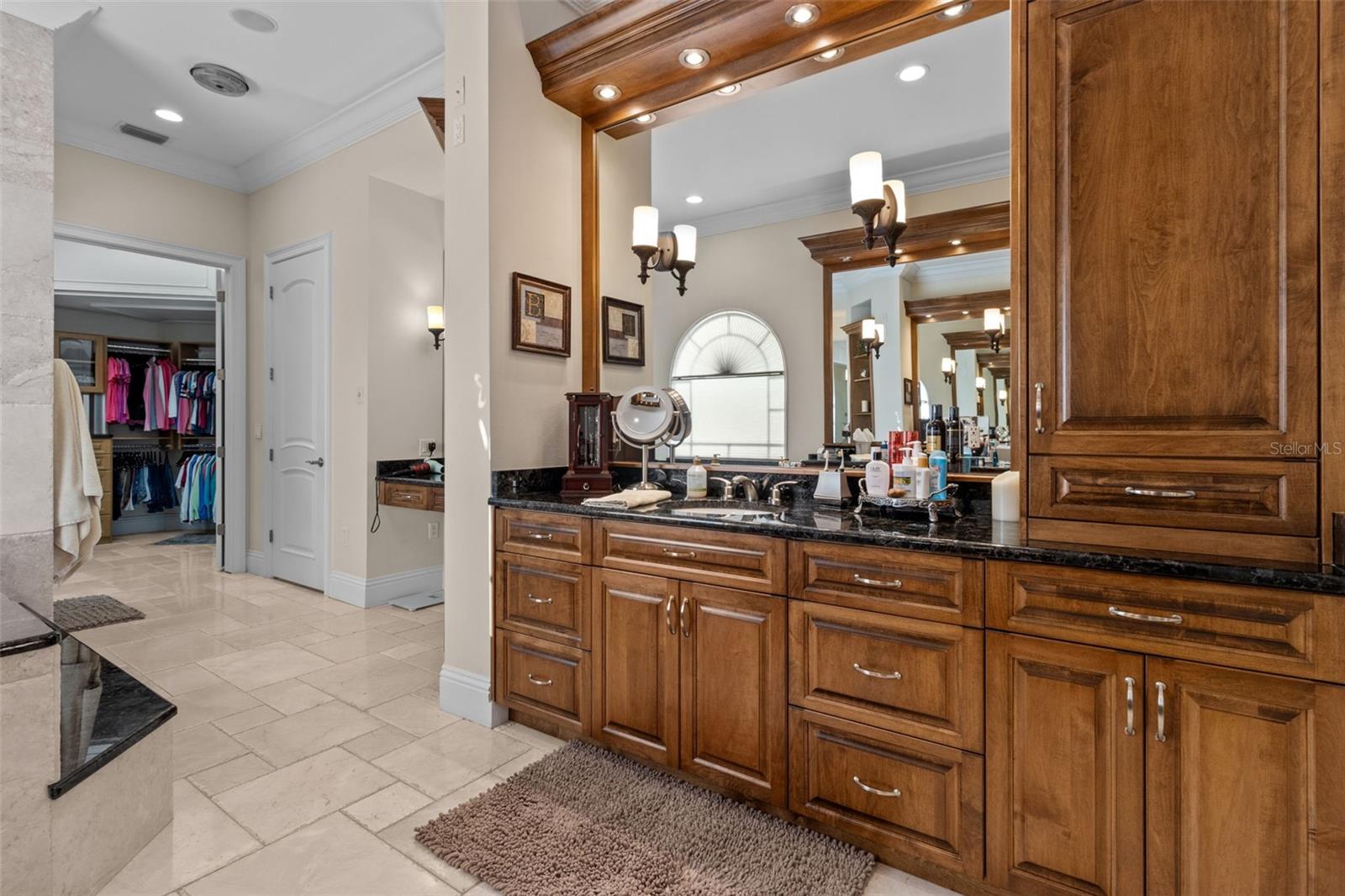 SOUTH CSWY ISLE YACHT CLUB ADD - Residential