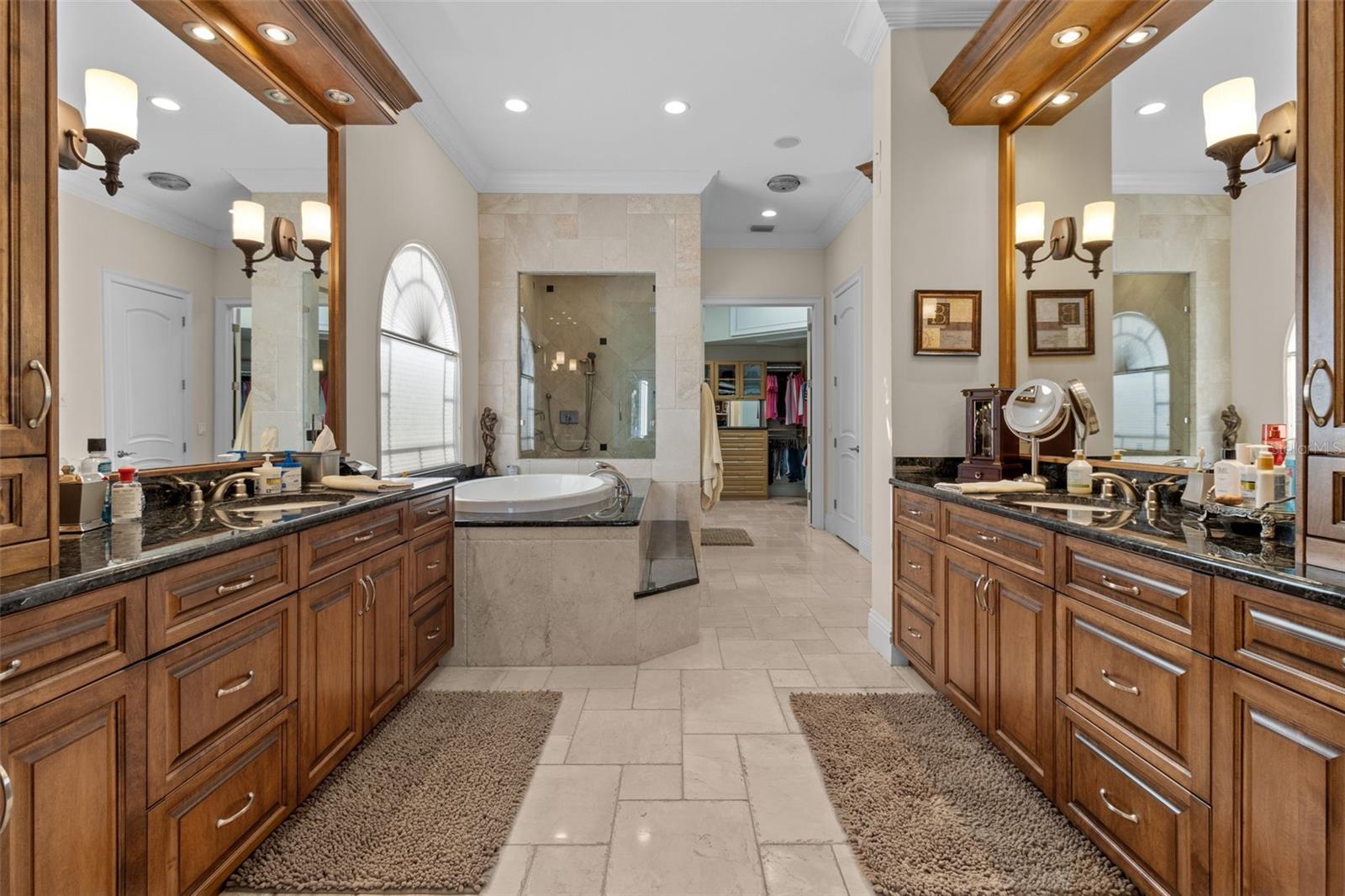 SOUTH CSWY ISLE YACHT CLUB ADD - Residential