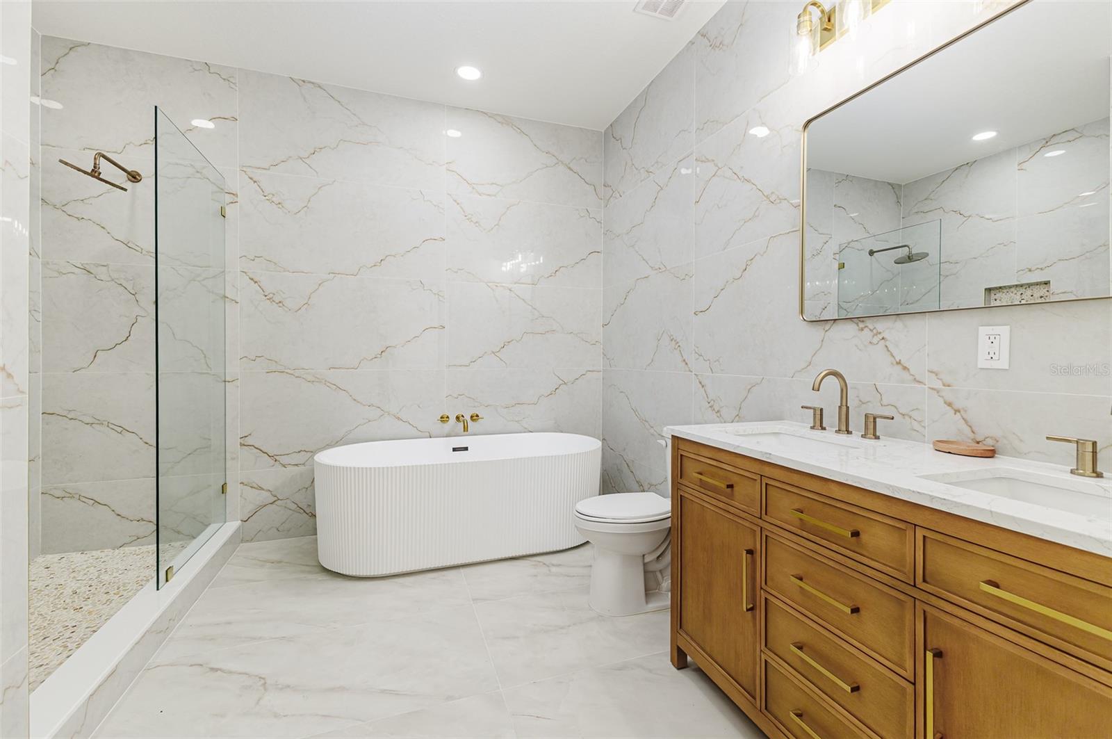 TEMPLE CREST SUB UN #3 - Residential