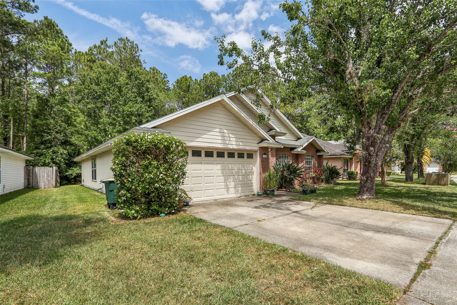 4852 BOLLES LAKE DRIVE