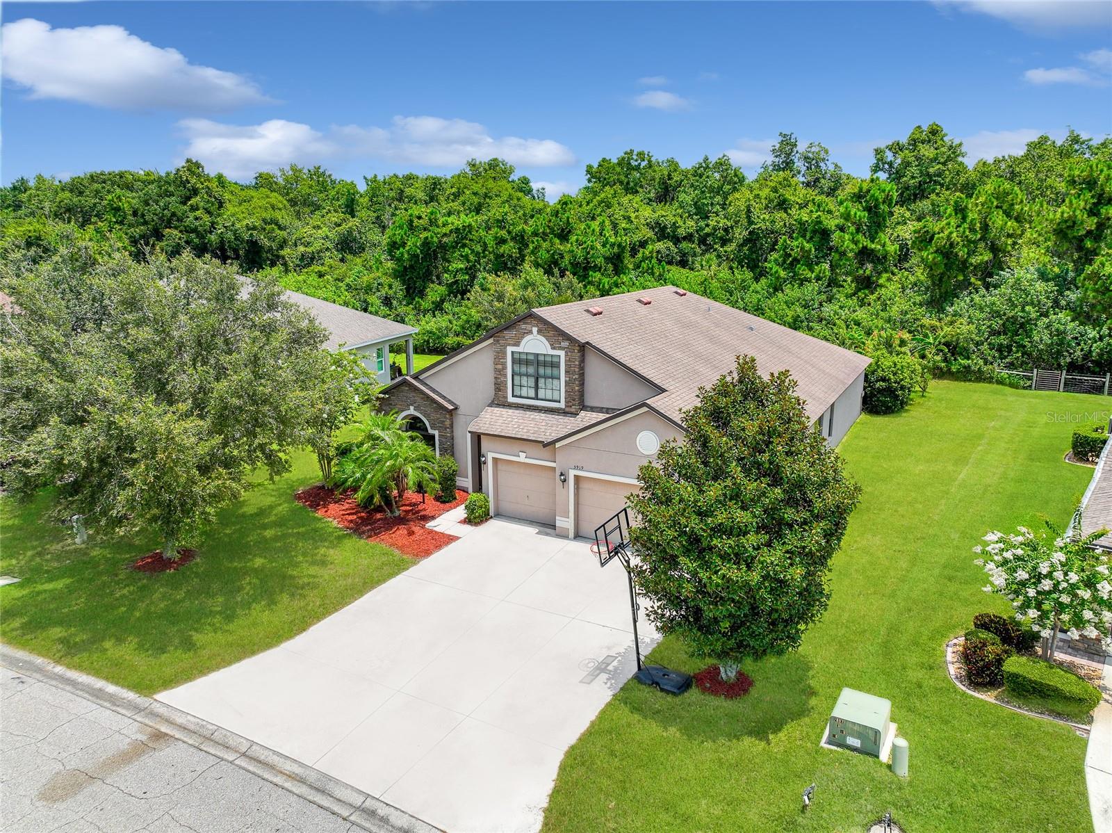 5919 LEXINGTON DRIVE