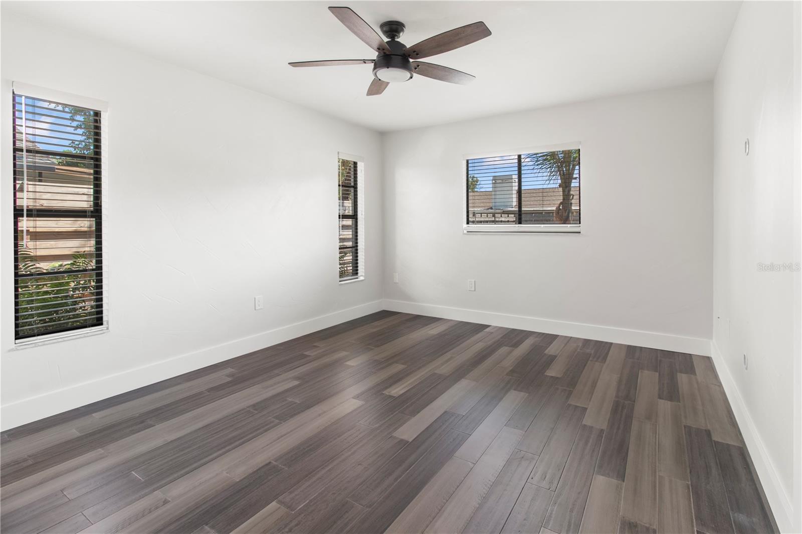 GLENBROOKE III - Residential