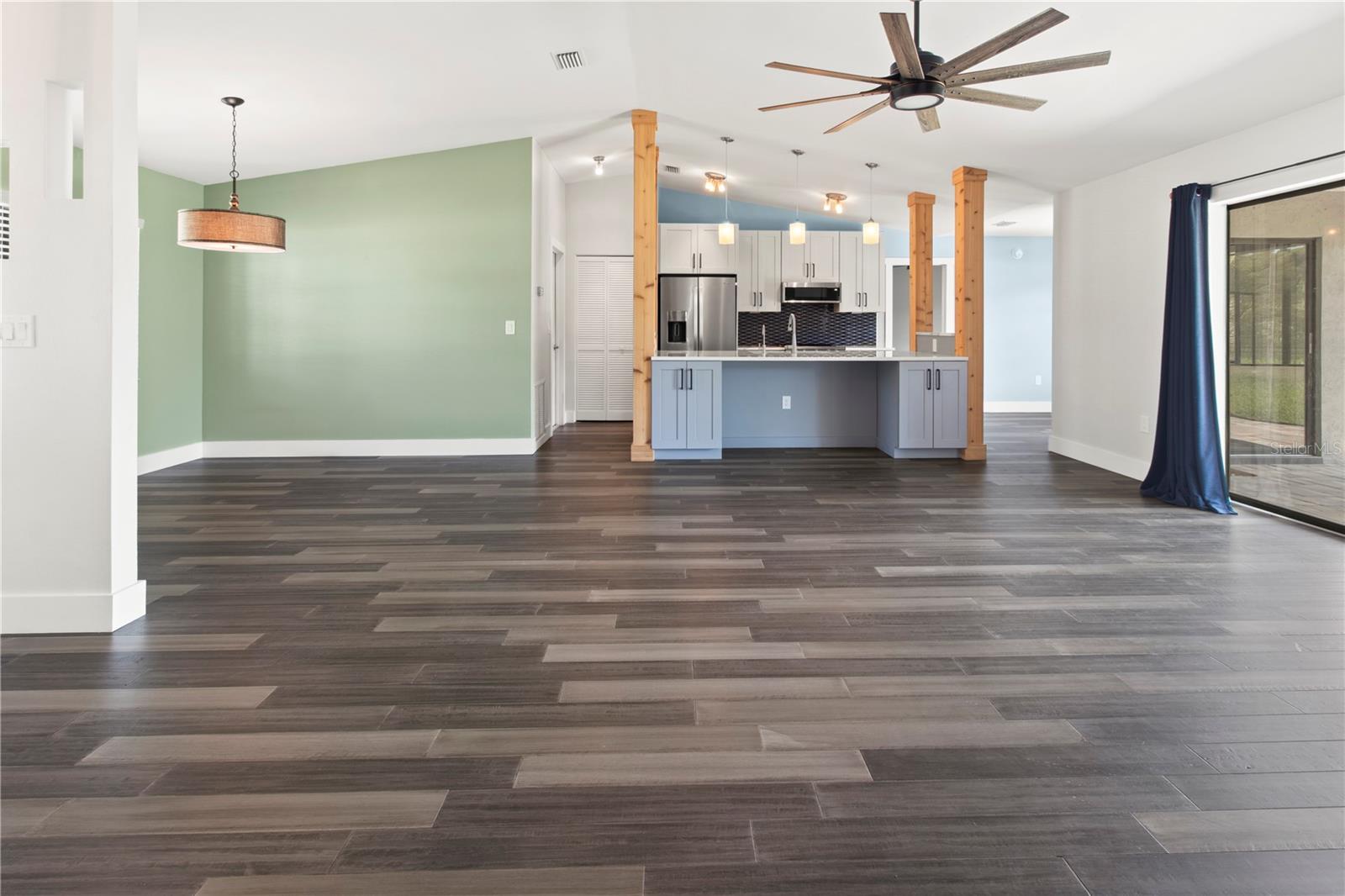 GLENBROOKE III - Residential