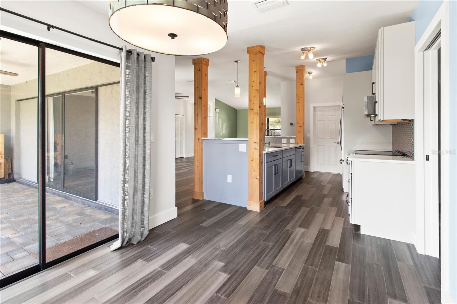 GLENBROOKE III - Residential