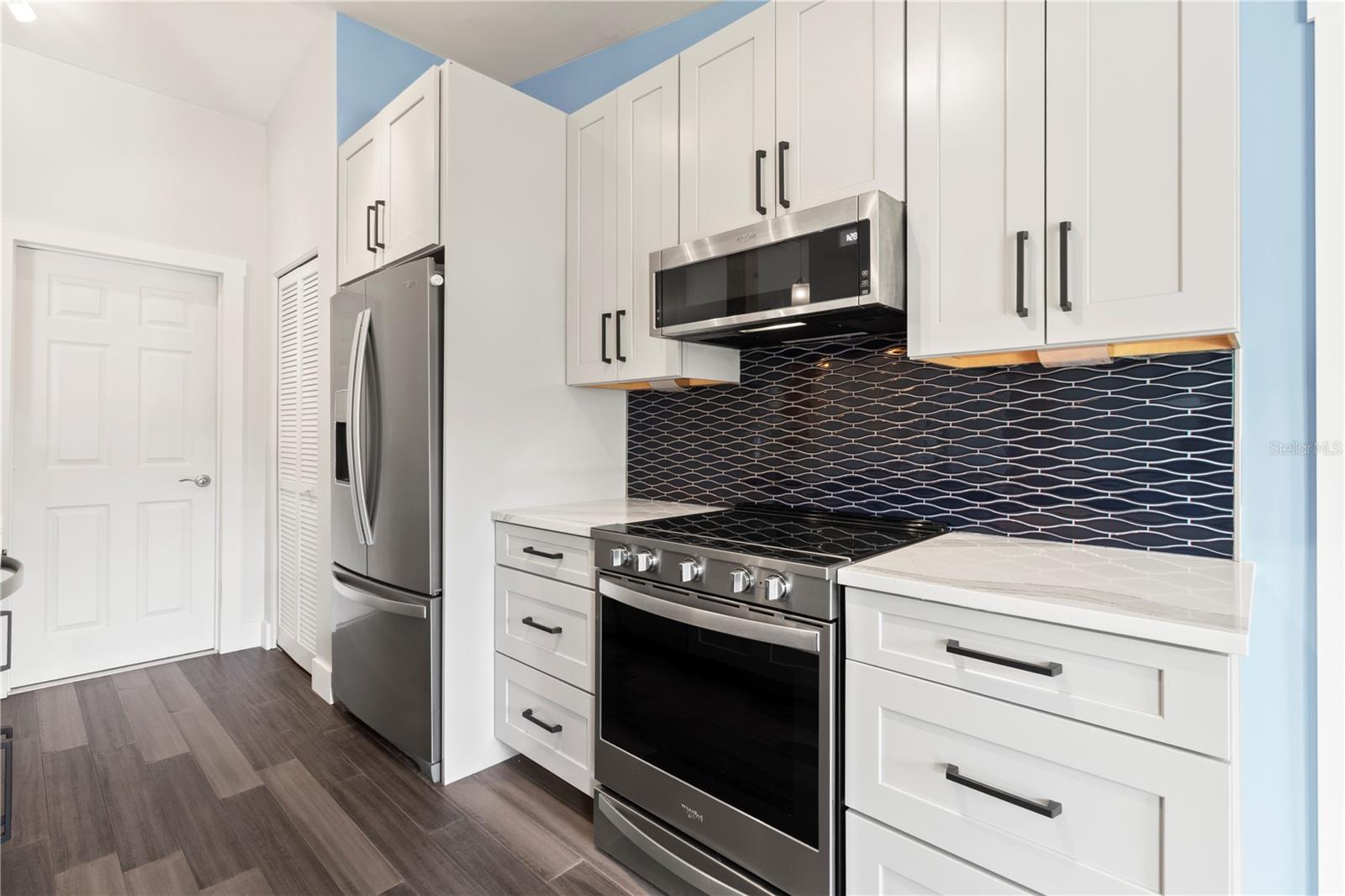 GLENBROOKE III - Residential