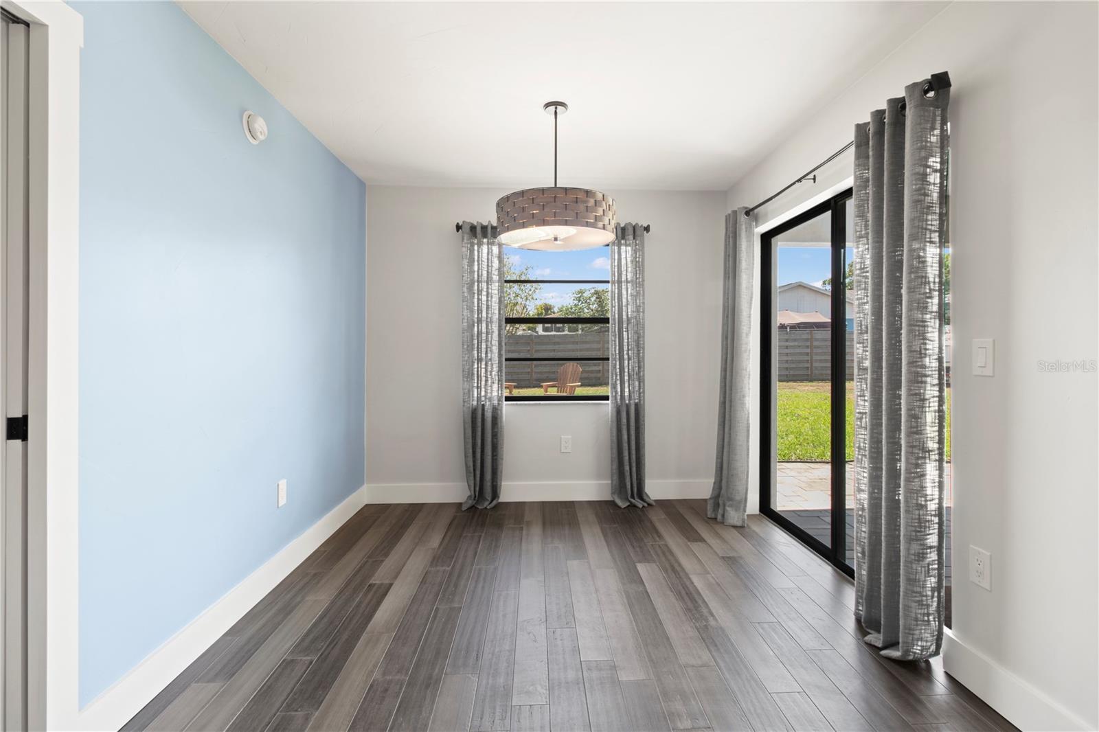 GLENBROOKE III - Residential