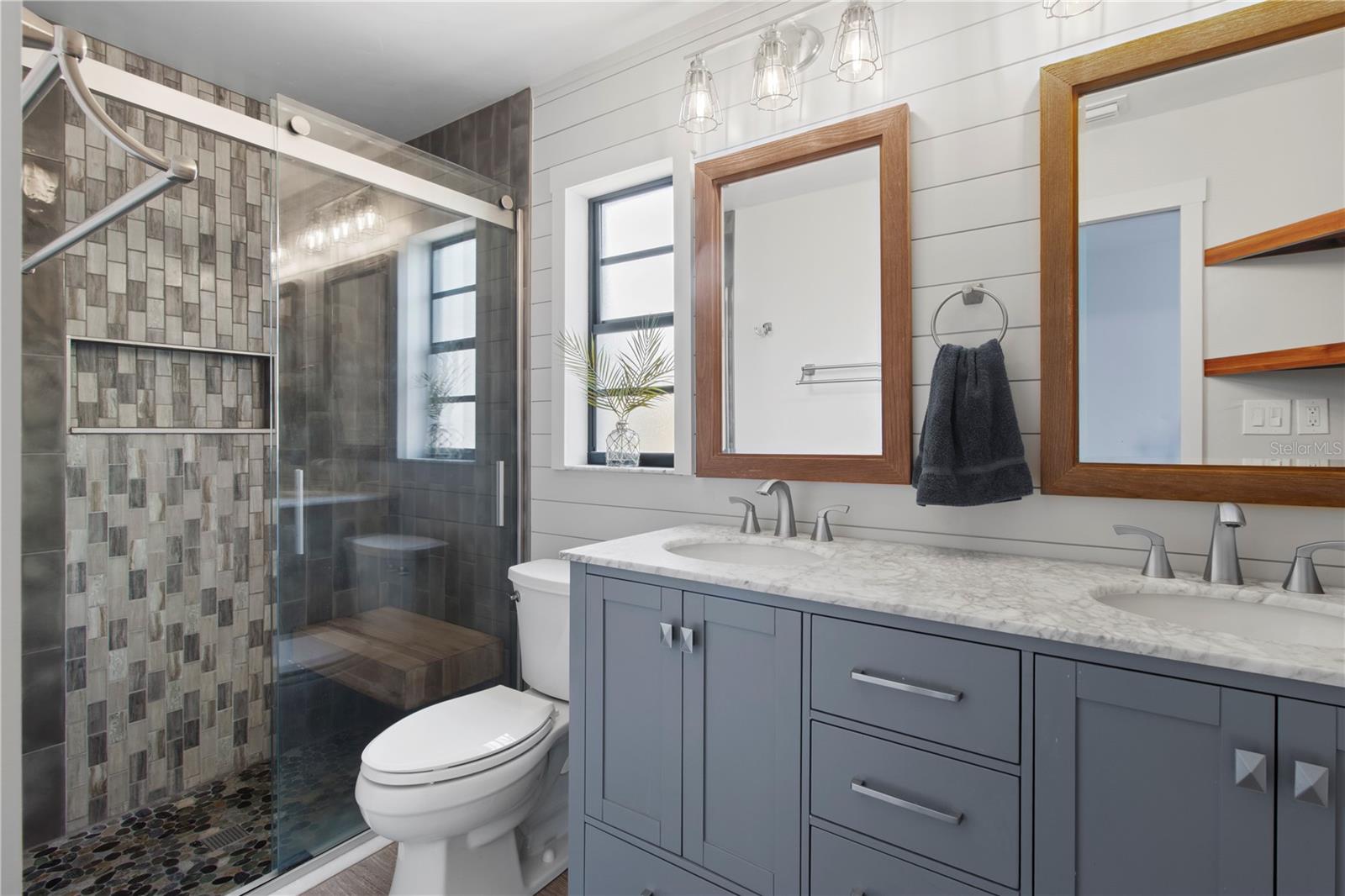 GLENBROOKE III - Residential