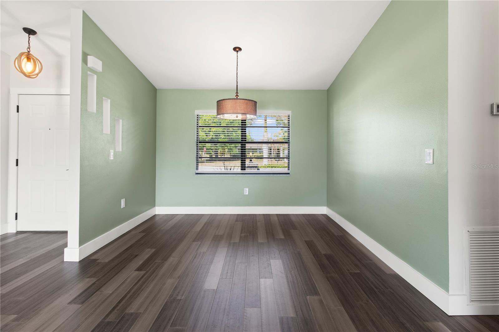 GLENBROOKE III - Residential