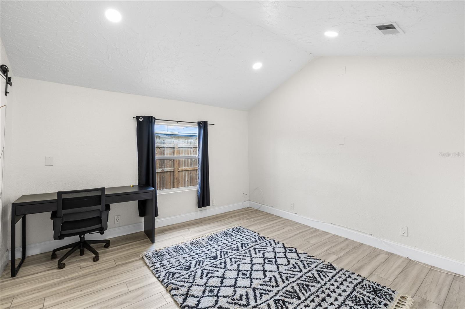 SUMMIT GROVE - Residential Lease