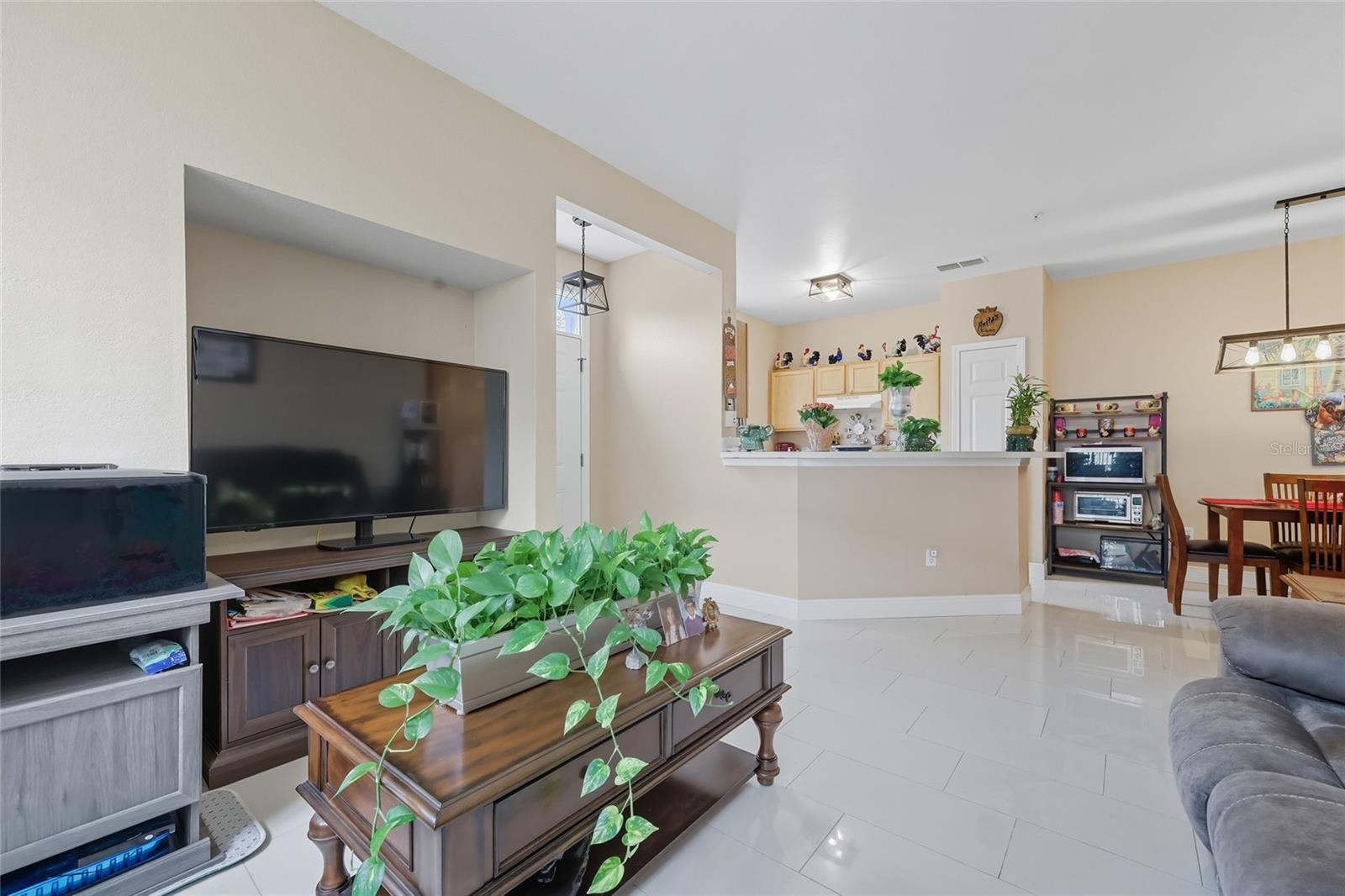 CENTRAL PARK ON LEE VISTA CONDOMINIUM - Residential