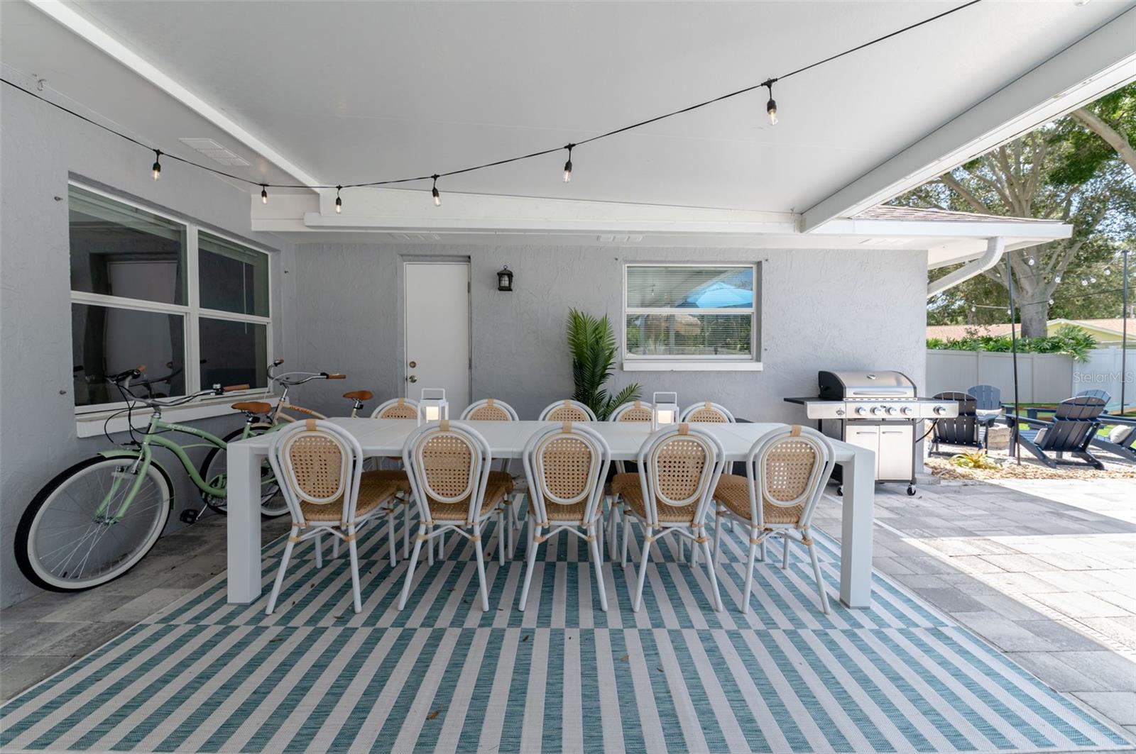 FOX COURT - Residential