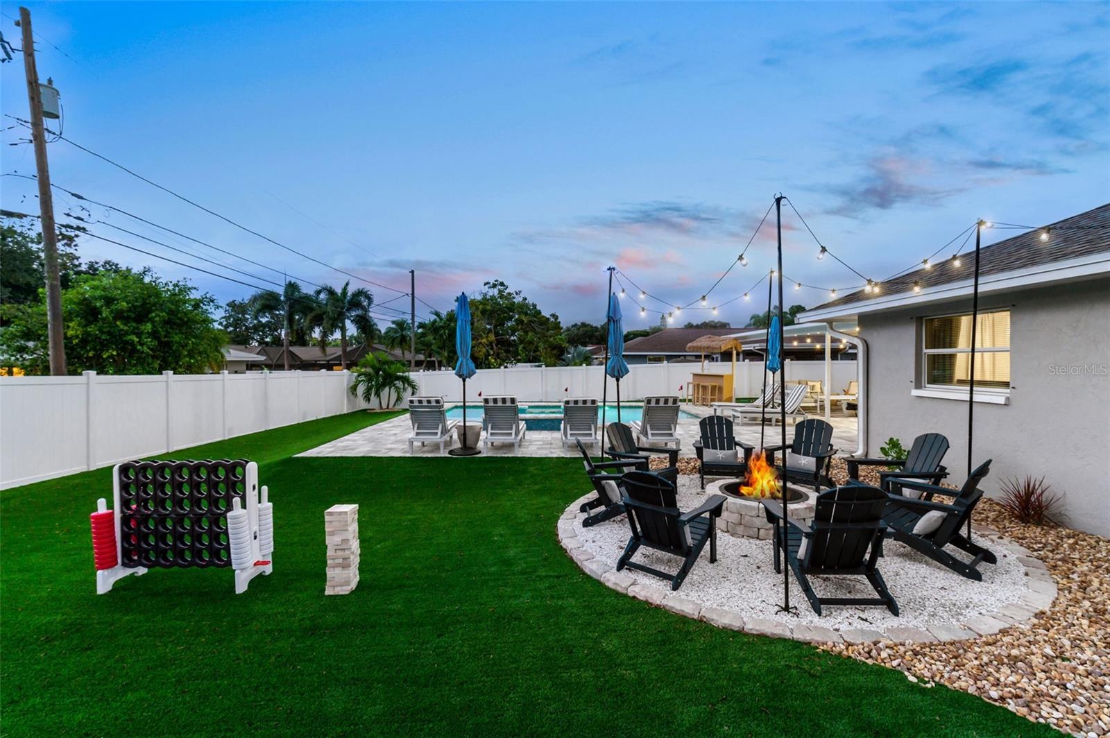 FOX COURT - Residential