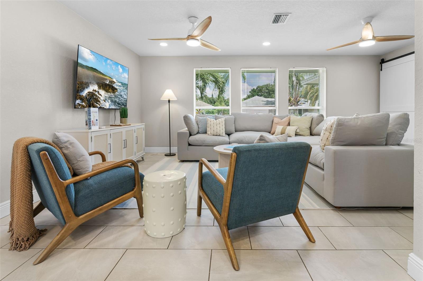 FOX COURT - Residential