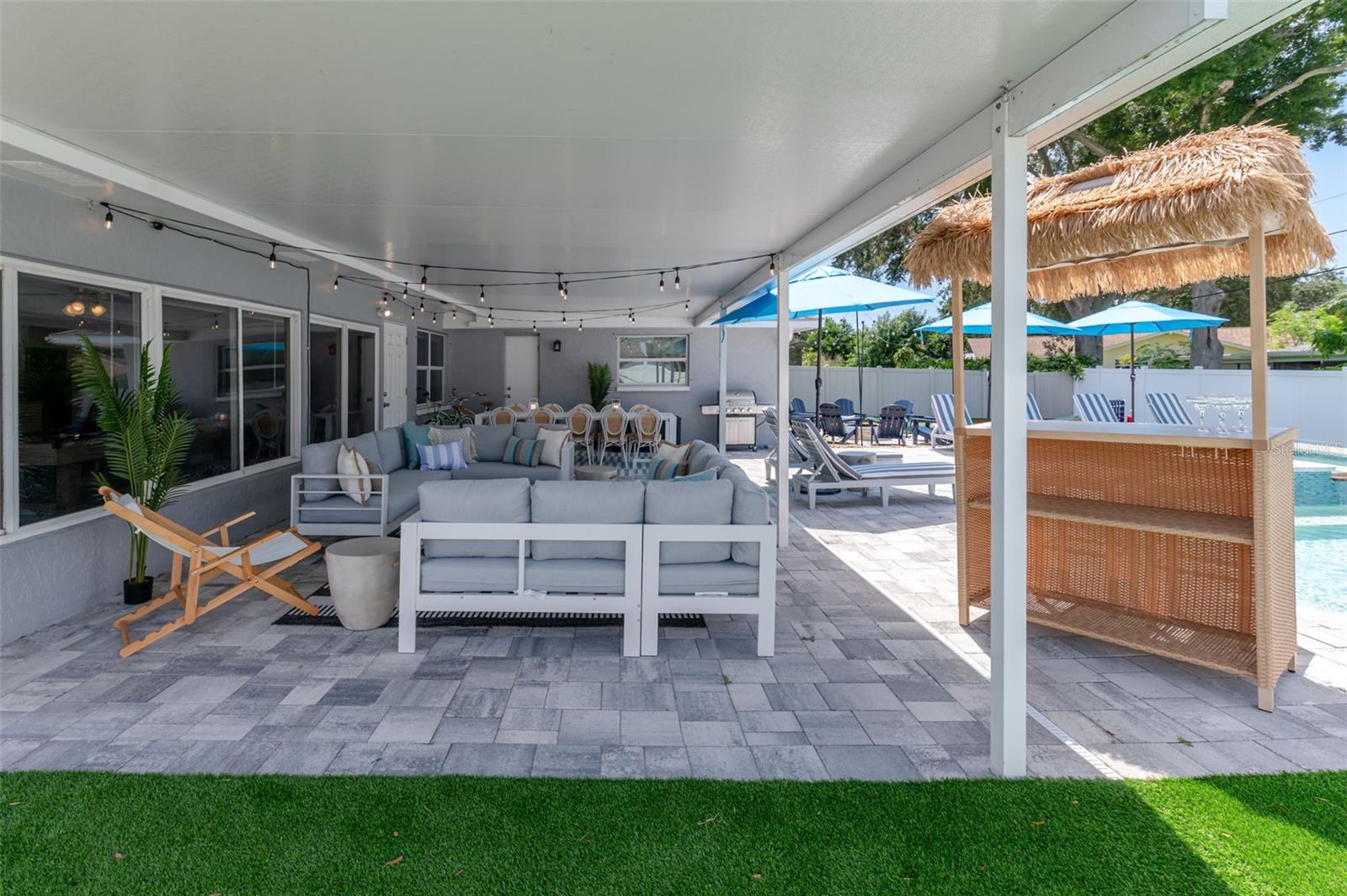 FOX COURT - Residential