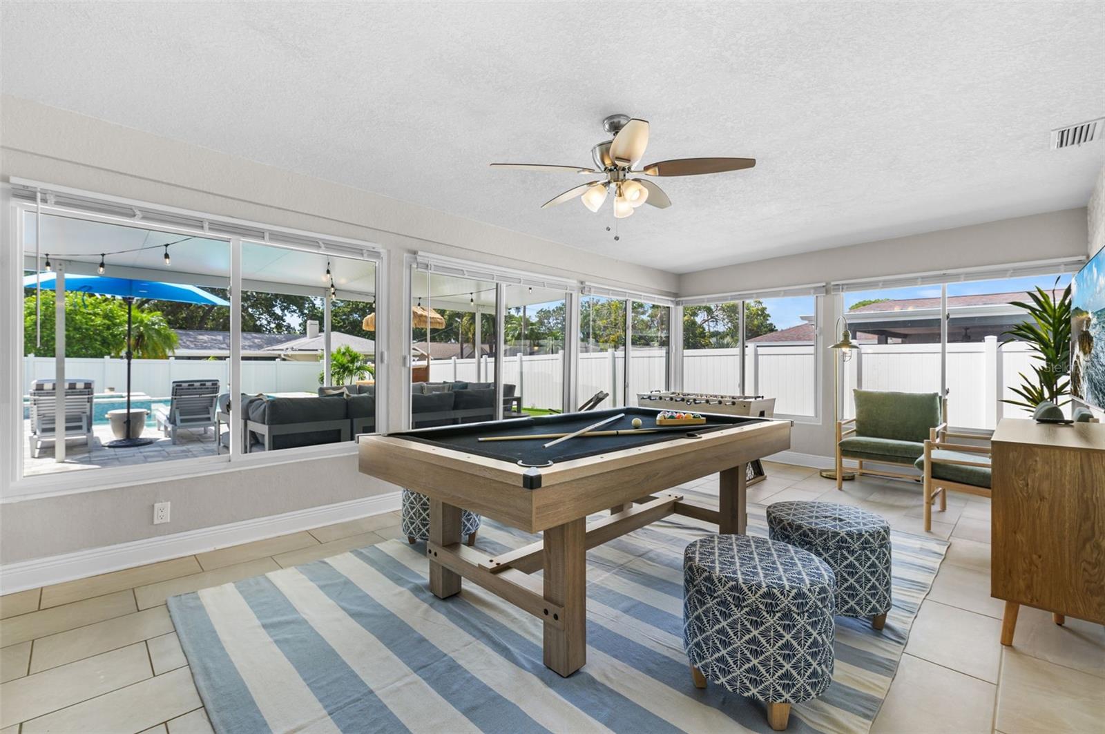 FOX COURT - Residential