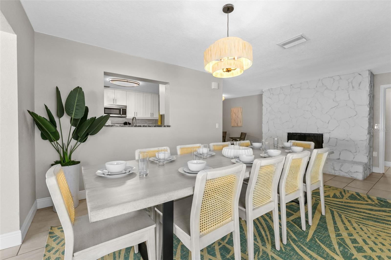 FOX COURT - Residential