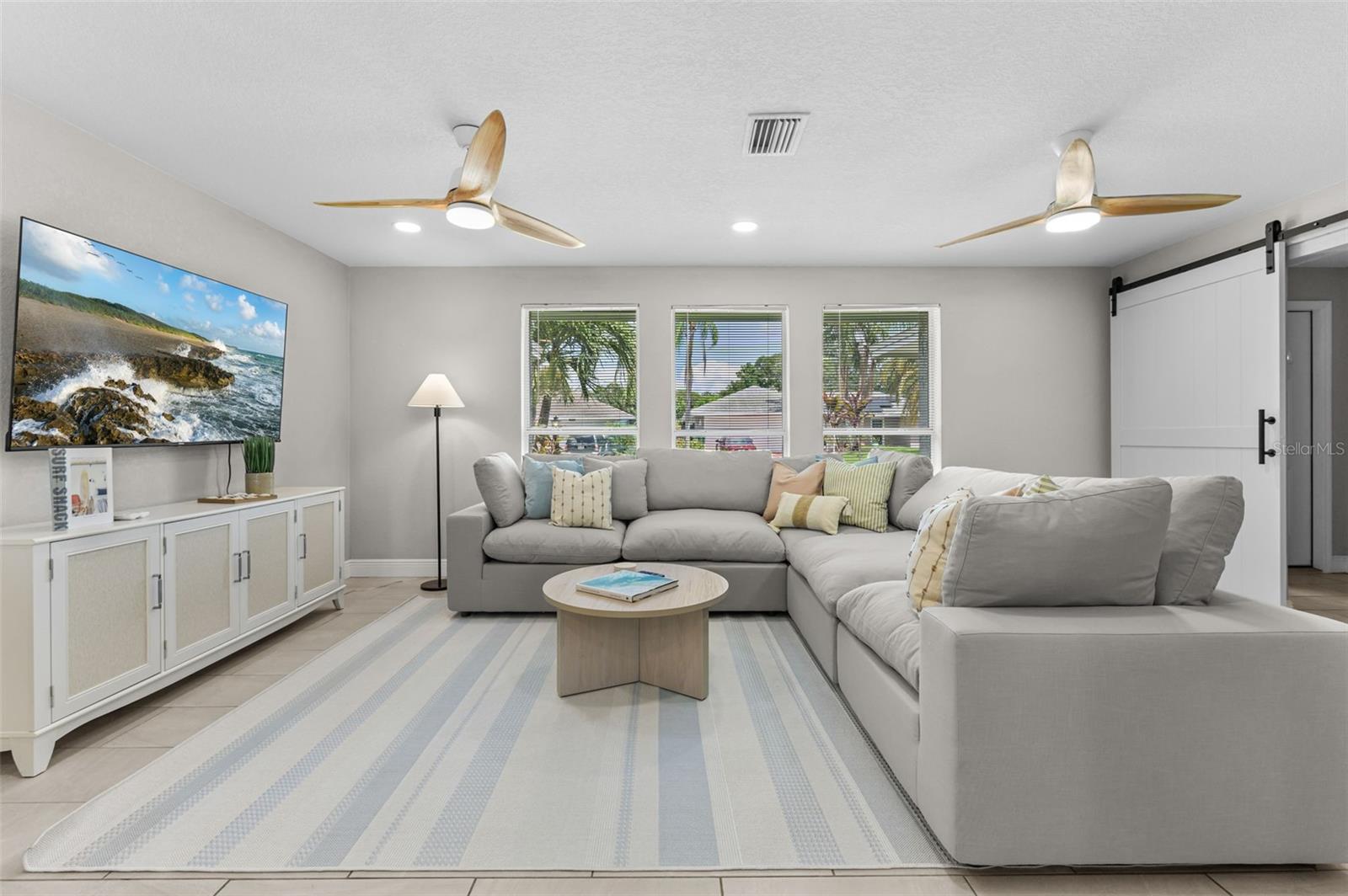 FOX COURT - Residential
